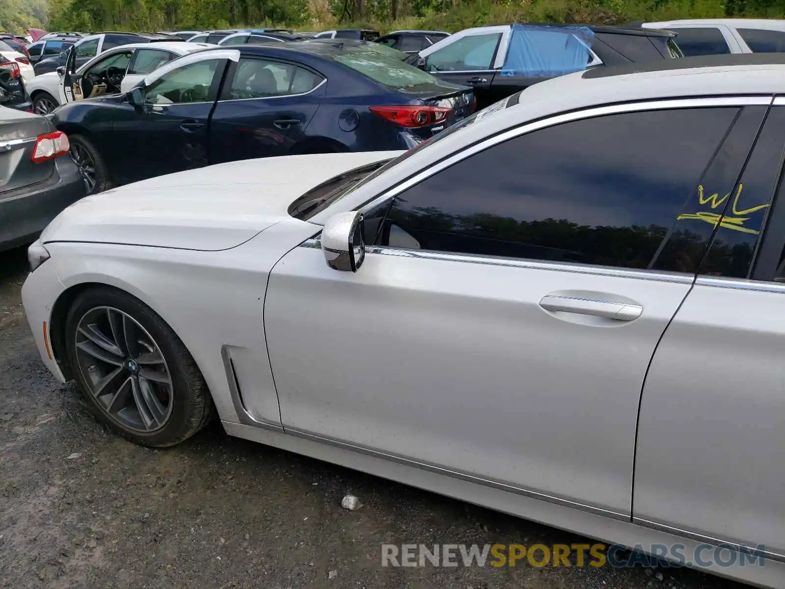 9 Photograph of a damaged car WBA7U2C09LGJ59330 BMW 7 SERIES 2020