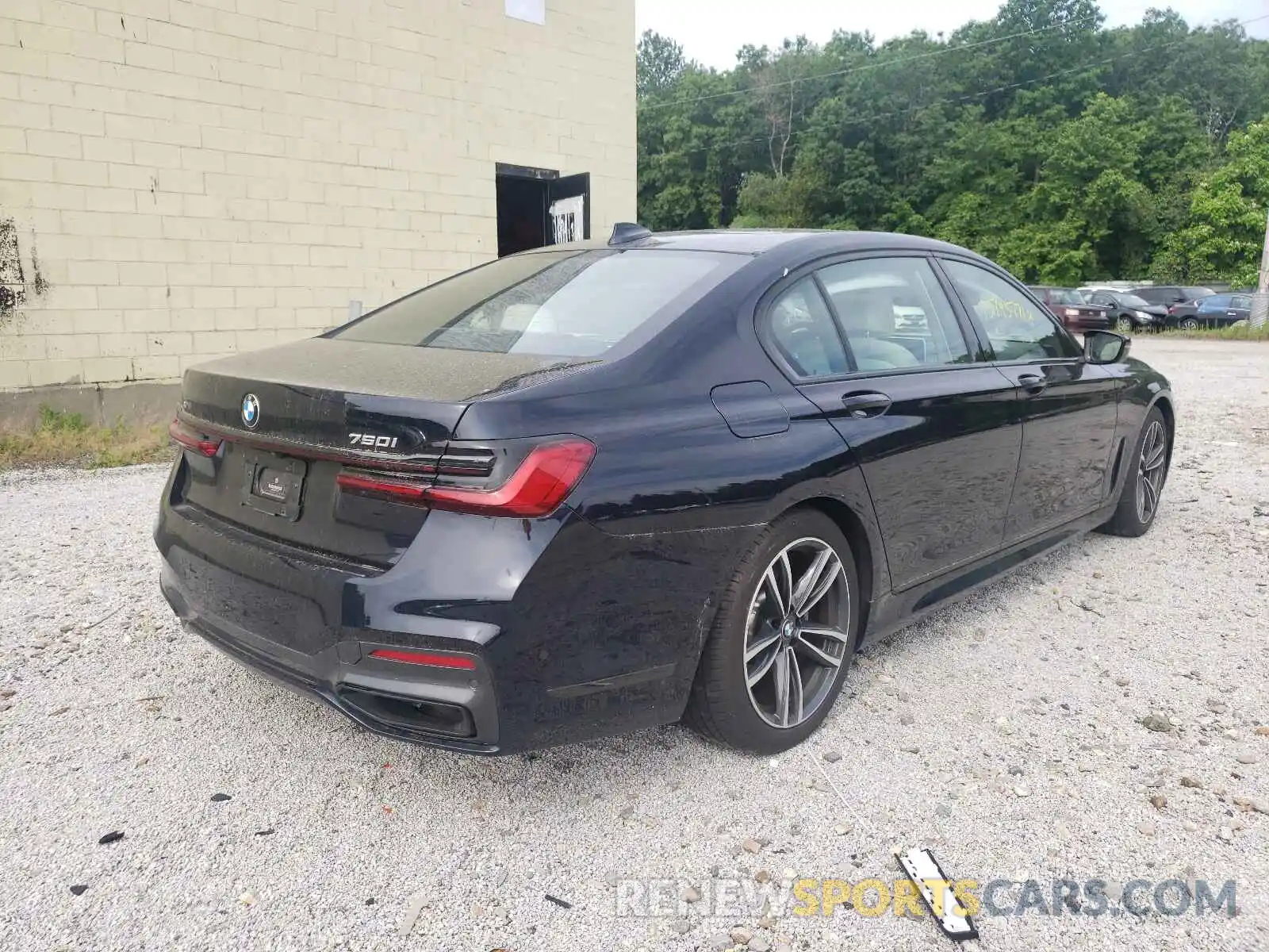 4 Photograph of a damaged car WBA7U2C09LGM27132 BMW 7 SERIES 2020