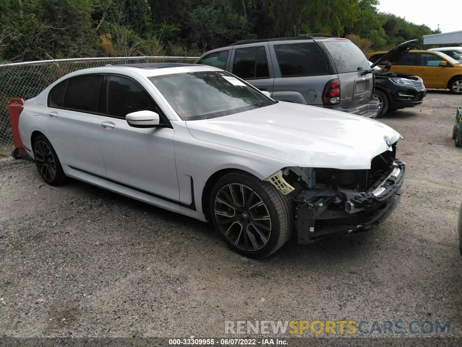 1 Photograph of a damaged car WBA7U2C0XLGJ59823 BMW 7 SERIES 2020