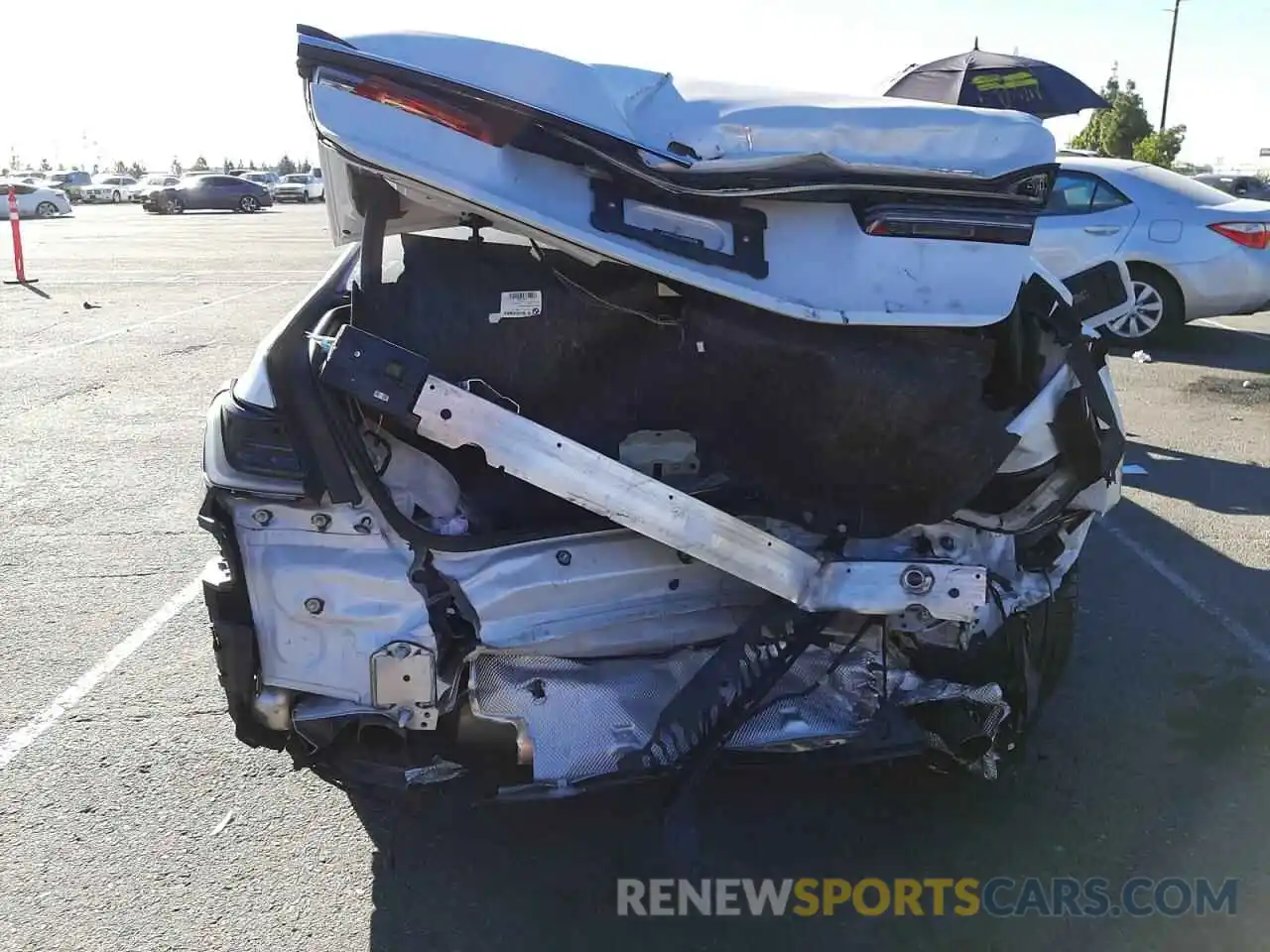 9 Photograph of a damaged car WBA7T2C00MCF18613 BMW 7 SERIES 2021