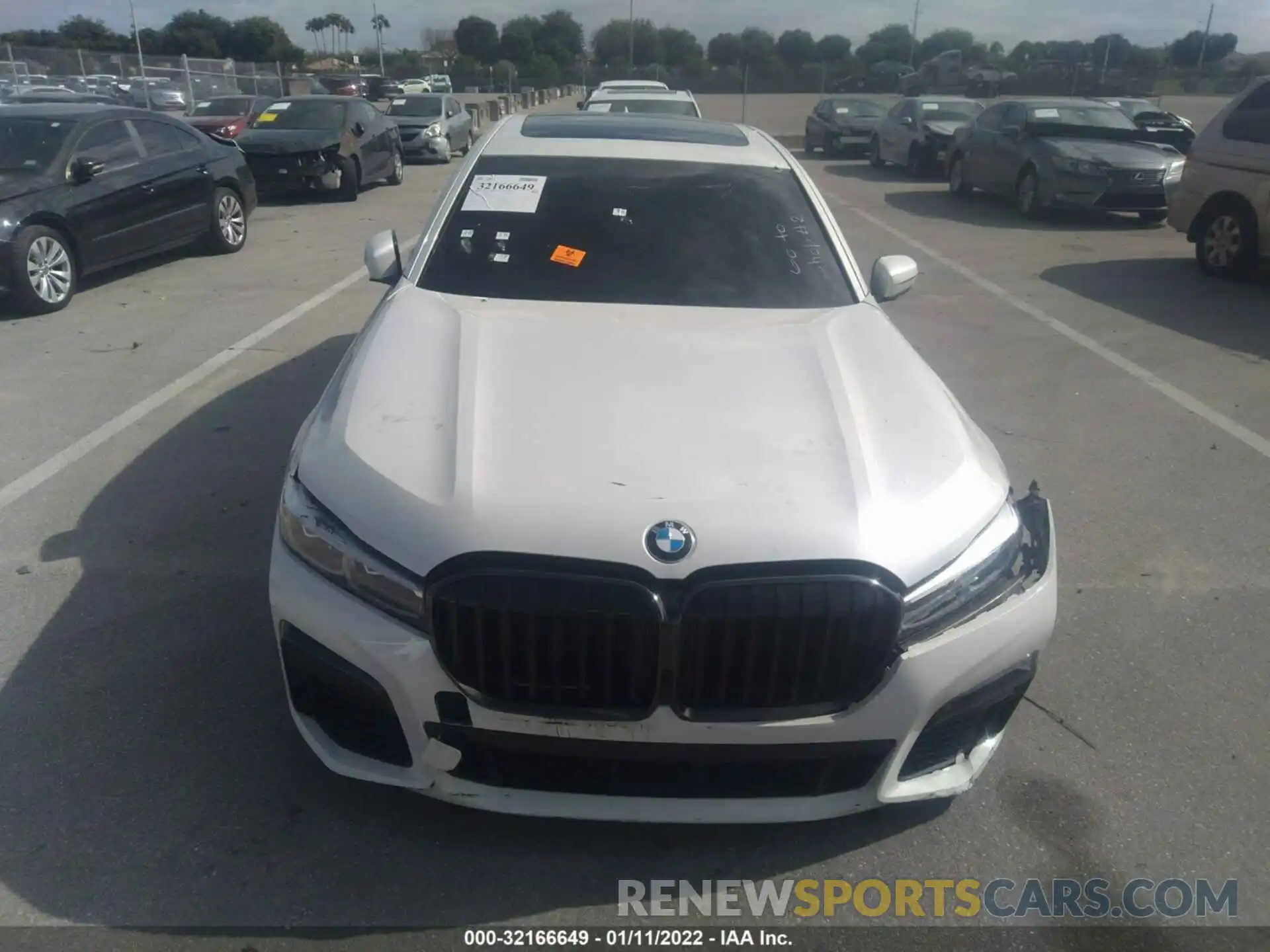 6 Photograph of a damaged car WBA7T2C04MCG45588 BMW 7 SERIES 2021