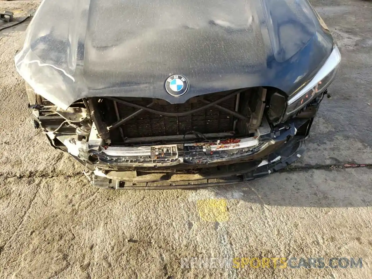 9 Photograph of a damaged car WBA7T2C06MCF04764 BMW 7 SERIES 2021