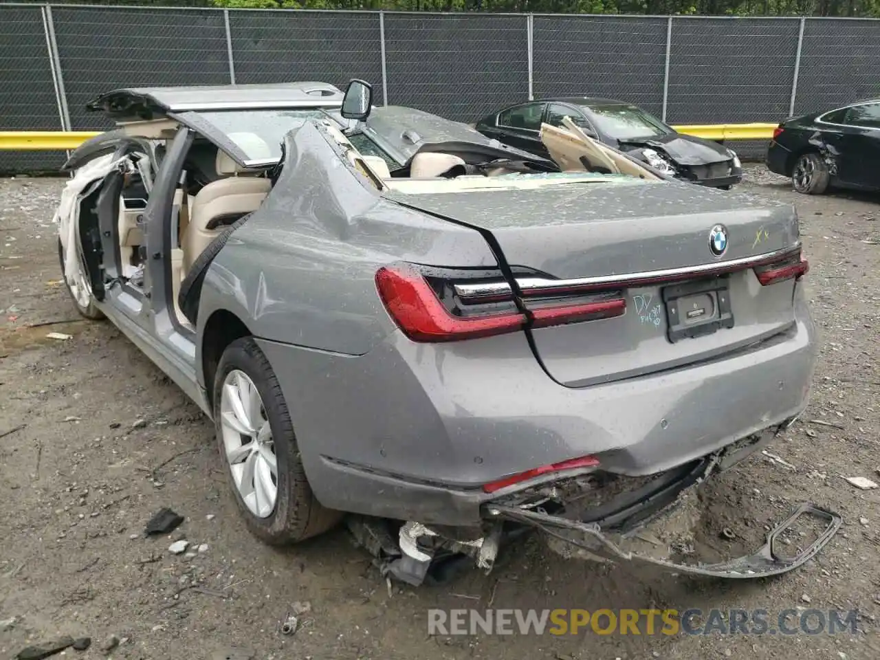 3 Photograph of a damaged car WBA7T2C07MCF90957 BMW 7 SERIES 2021