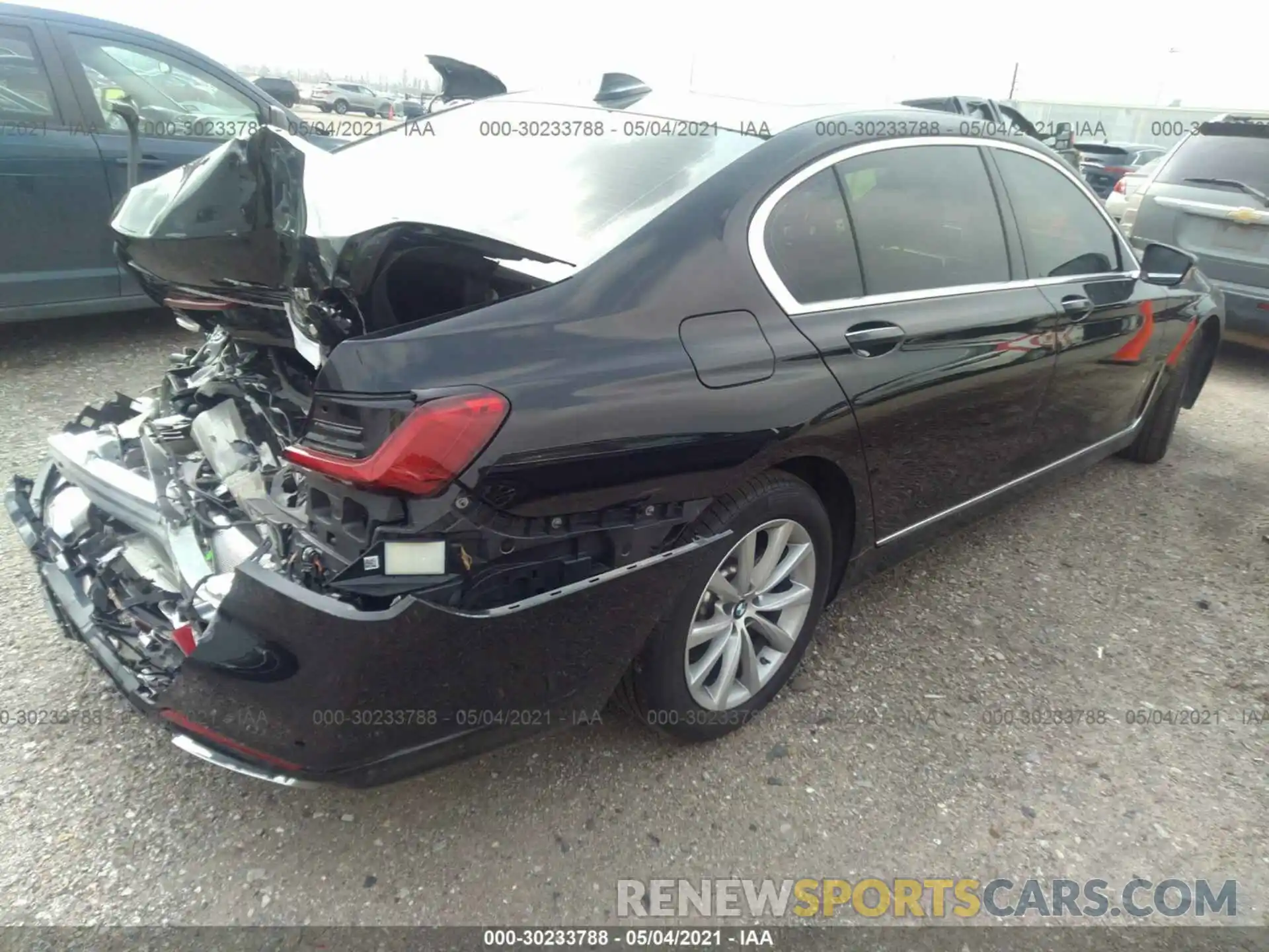 4 Photograph of a damaged car WBA7T2C08MCF89431 BMW 7 SERIES 2021