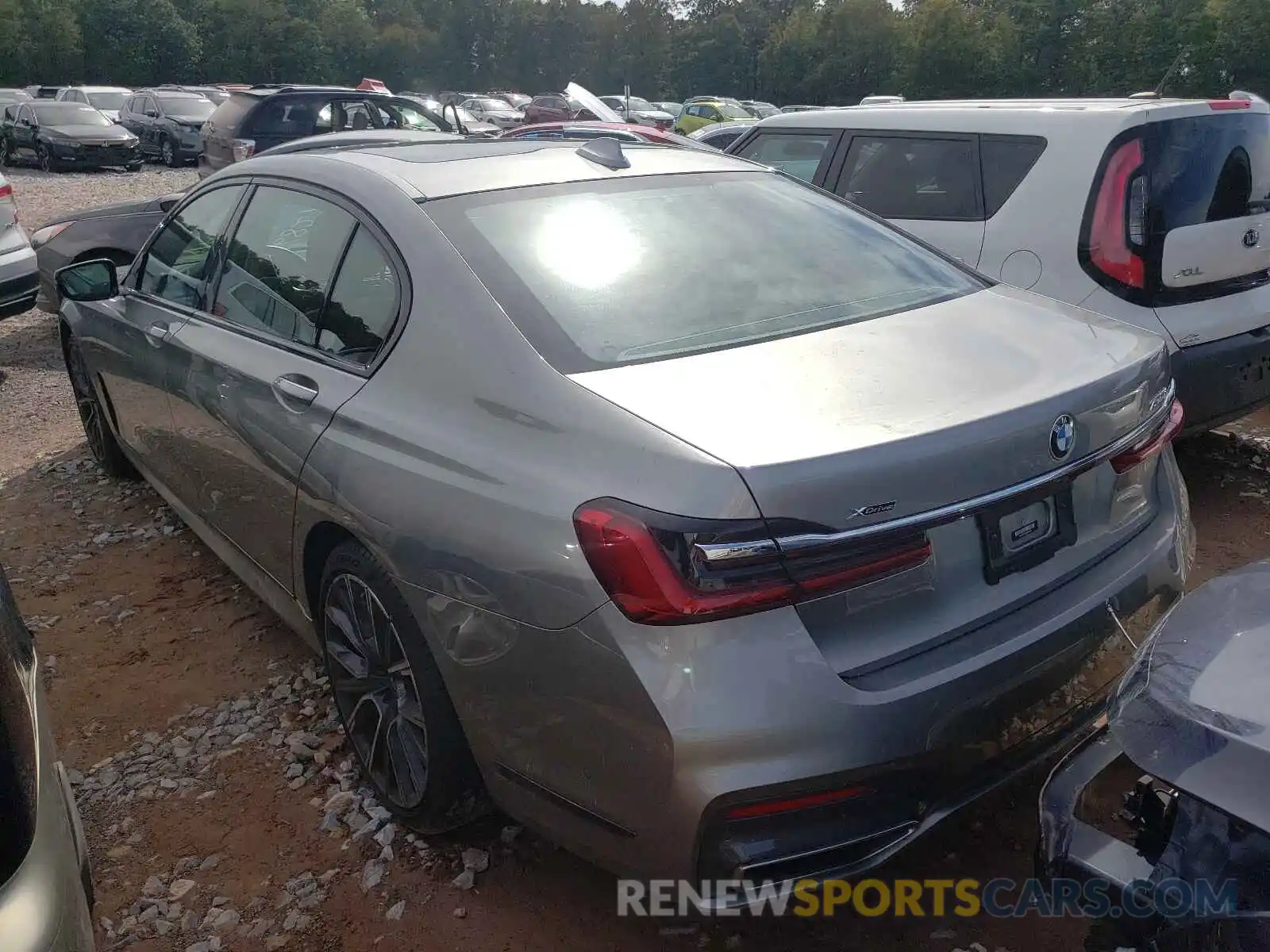 3 Photograph of a damaged car WBA7U2C04MCF93246 BMW 7 SERIES 2021