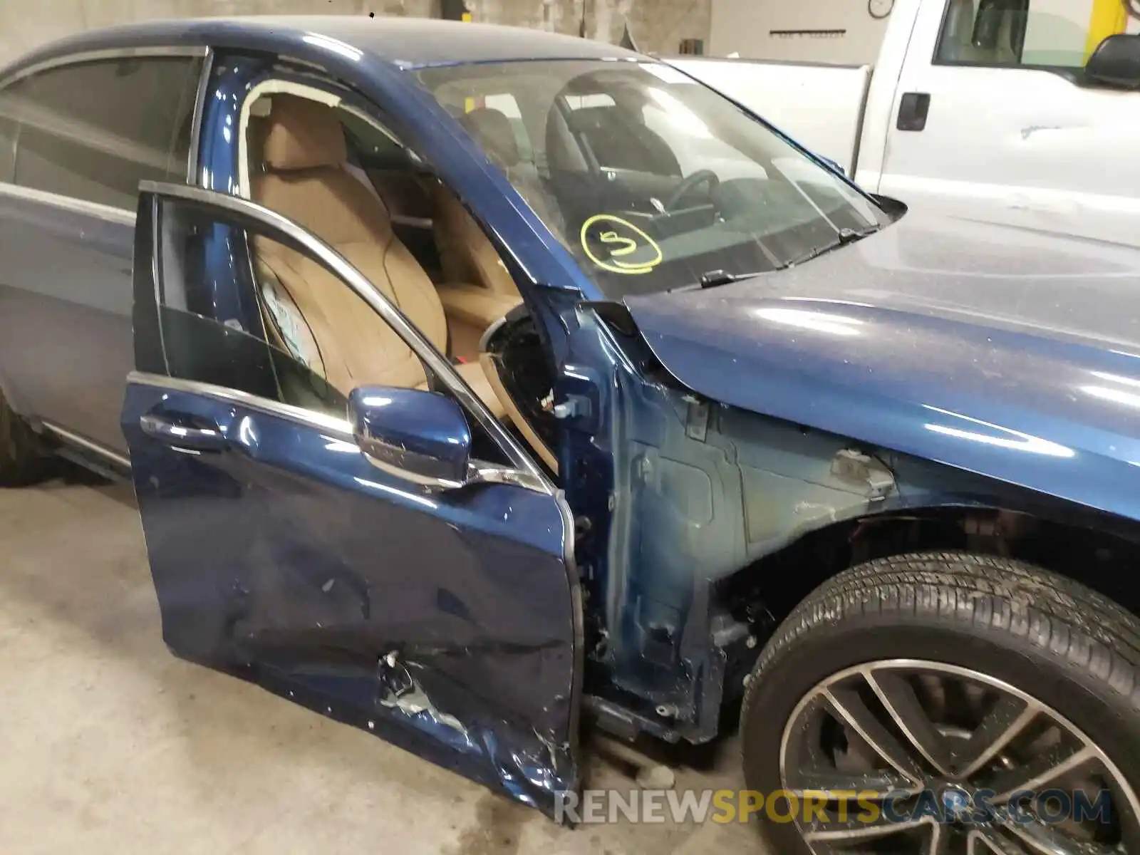 9 Photograph of a damaged car WBA7U2C08MCF71864 BMW 7 SERIES 2021