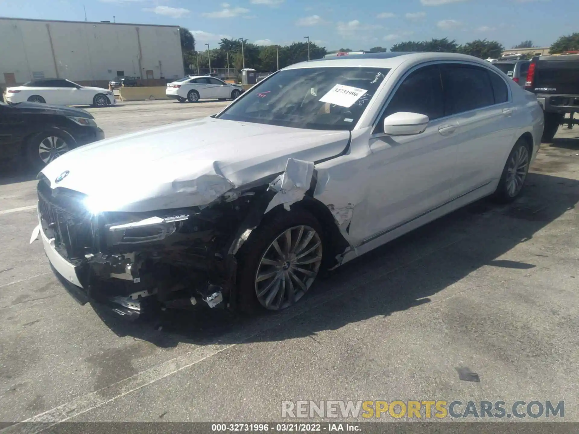 2 Photograph of a damaged car WBA7T2C03NCH74276 BMW 7 SERIES 2022