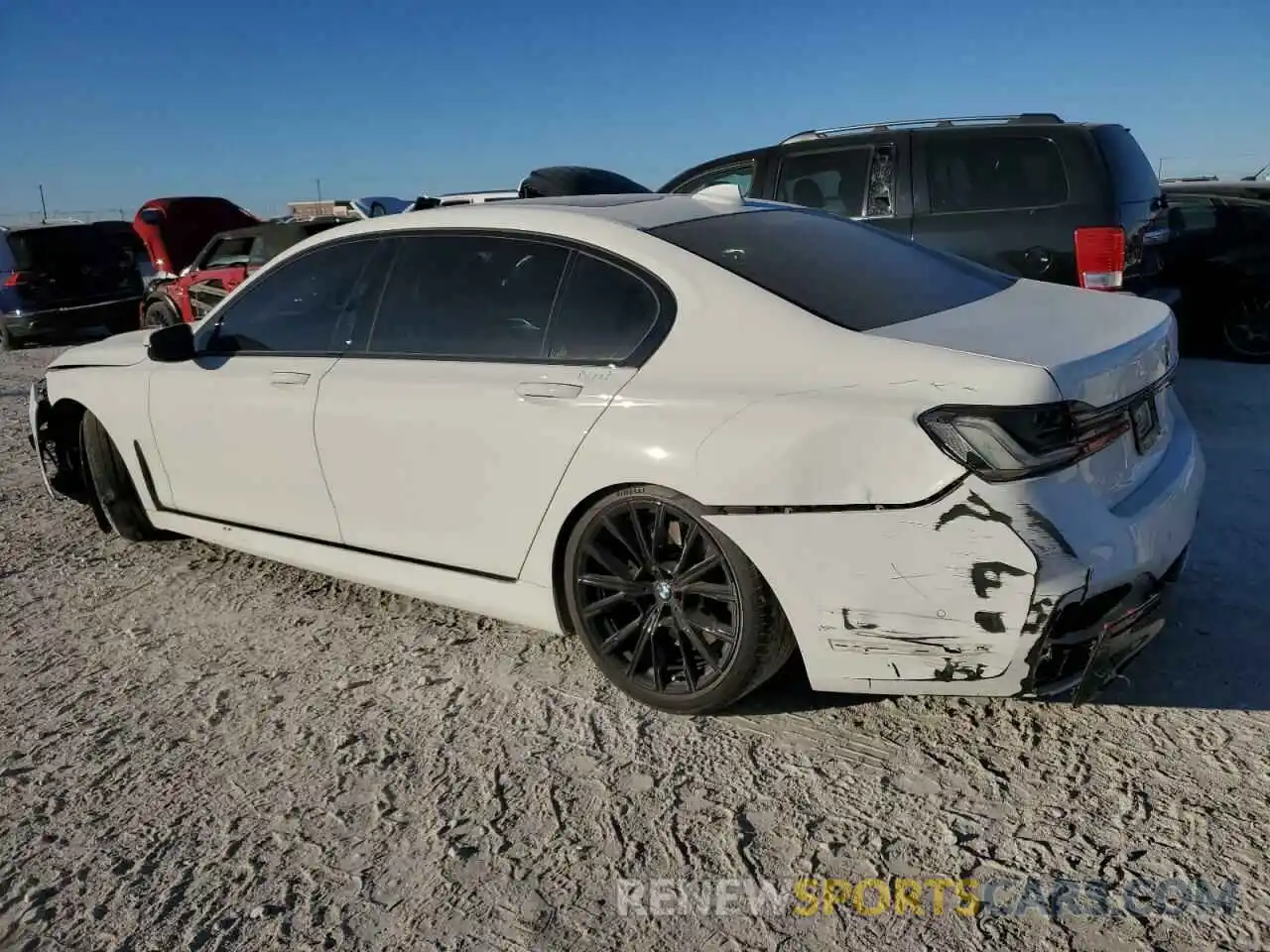 2 Photograph of a damaged car WBA7T2C0XNCK08841 BMW 7 SERIES 2022