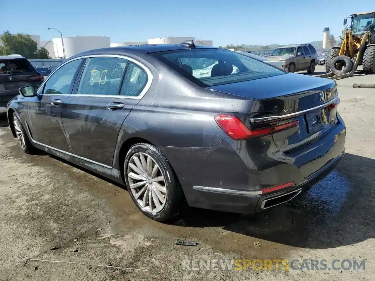 2 Photograph of a damaged car WBA7T4C07NCK53988 BMW 7 SERIES 2022