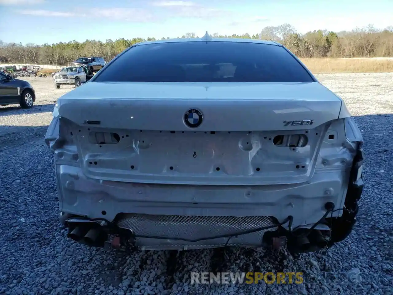 6 Photograph of a damaged car WBA7U2C01NCH09746 BMW 7 SERIES 2022