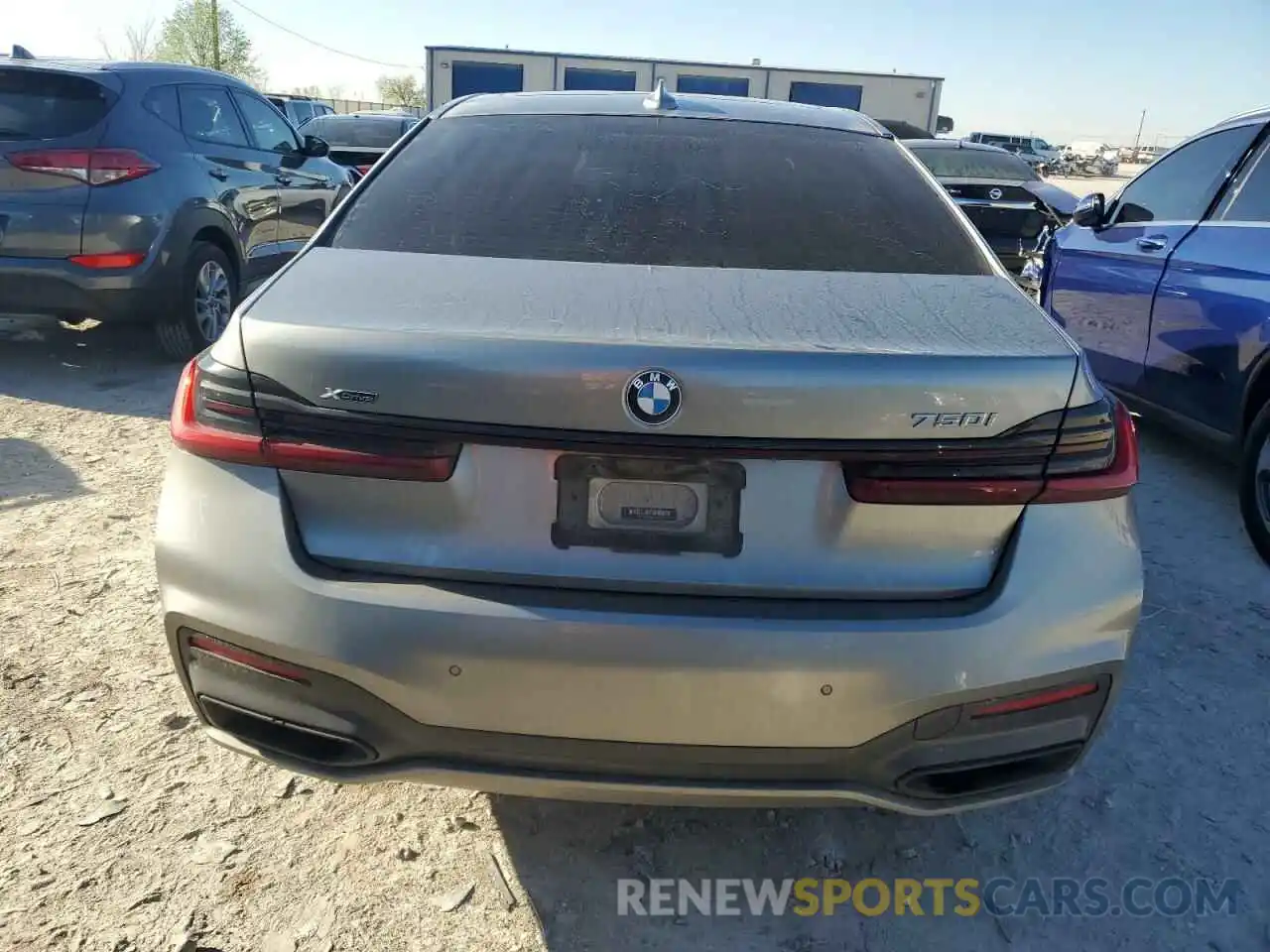 6 Photograph of a damaged car WBA7U2C03NCG86468 BMW 7 SERIES 2022