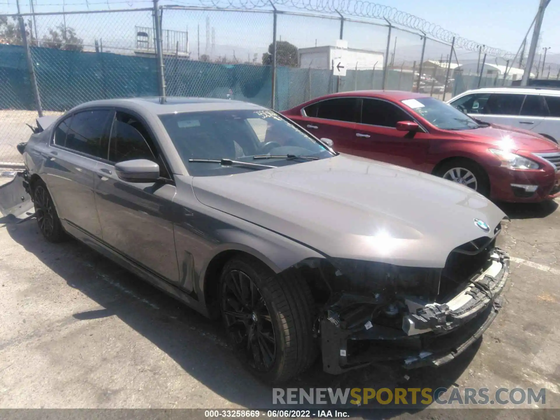 1 Photograph of a damaged car WBA7U2C04NCH03987 BMW 7 SERIES 2022