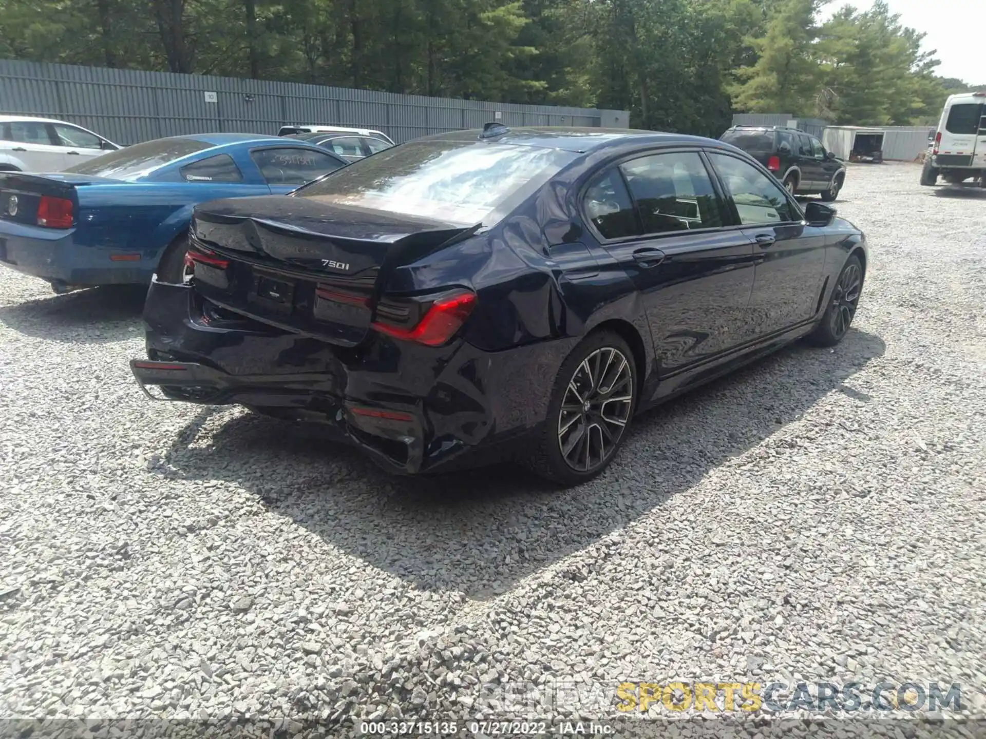 4 Photograph of a damaged car WBA7U2C08NCK27286 BMW 7 SERIES 2022