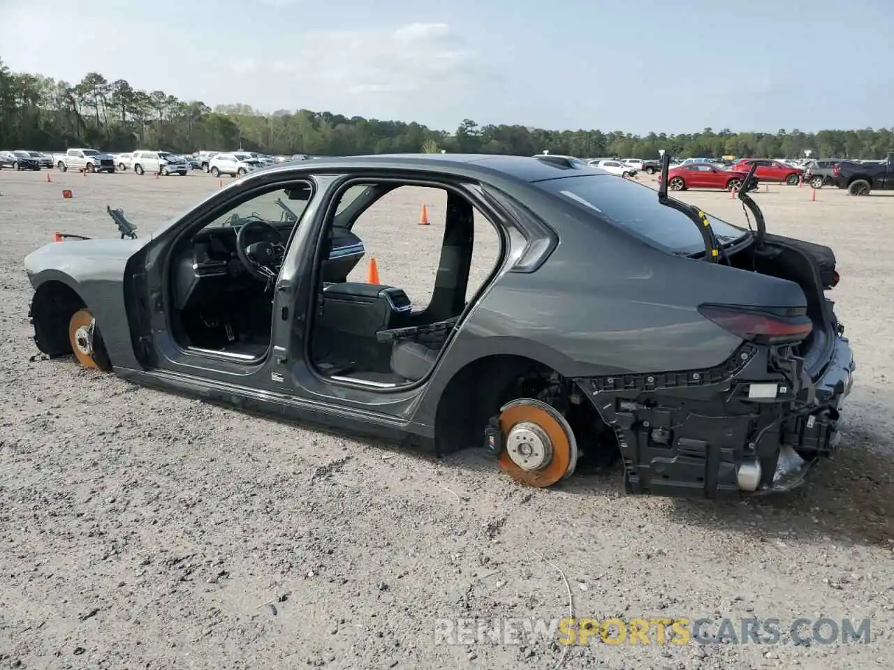 2 Photograph of a damaged car WBA23EH08PCM18586 BMW 7 SERIES 2023