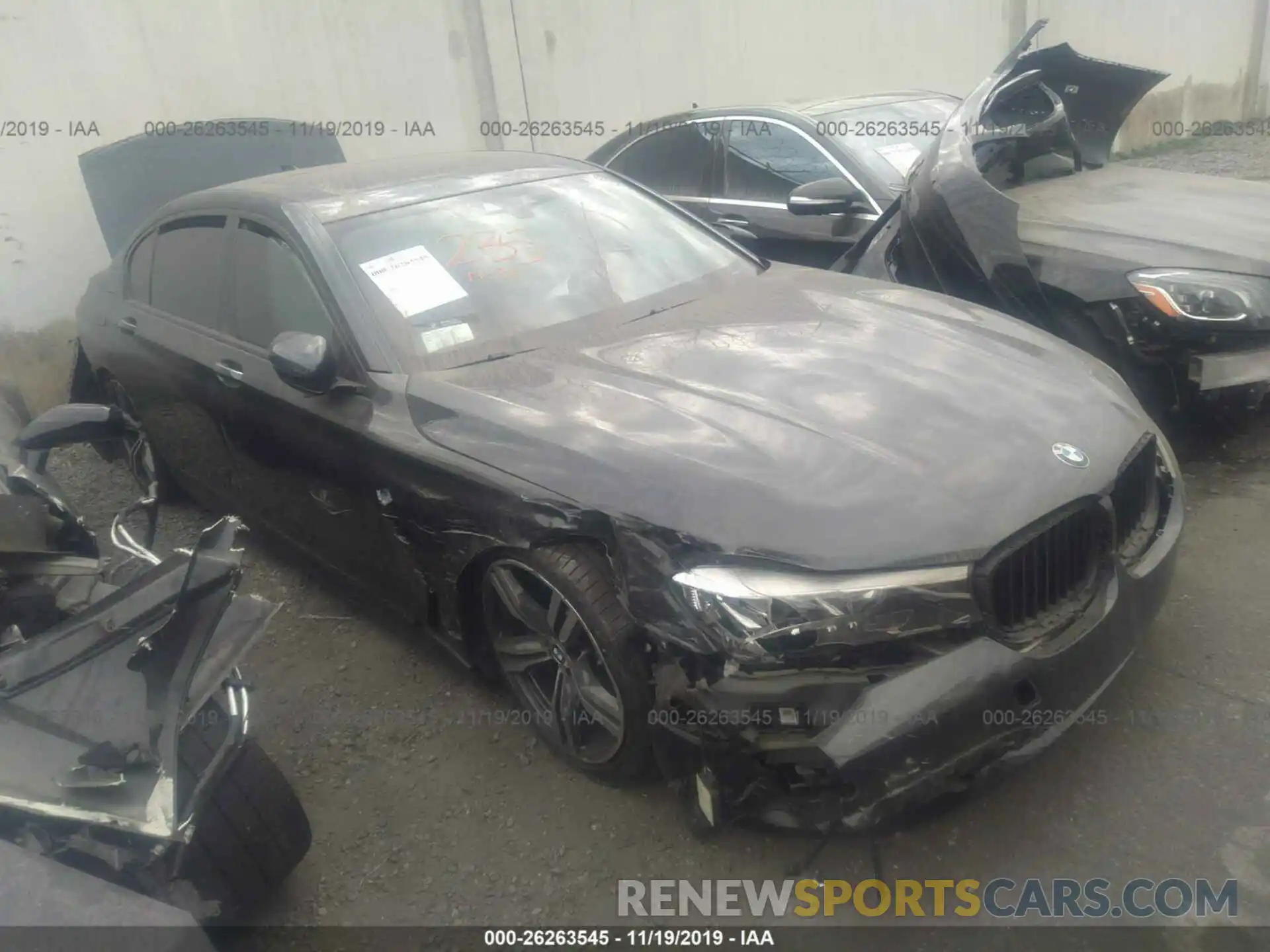 1 Photograph of a damaged car WBA7E2C51KB454135 BMW 740 2019