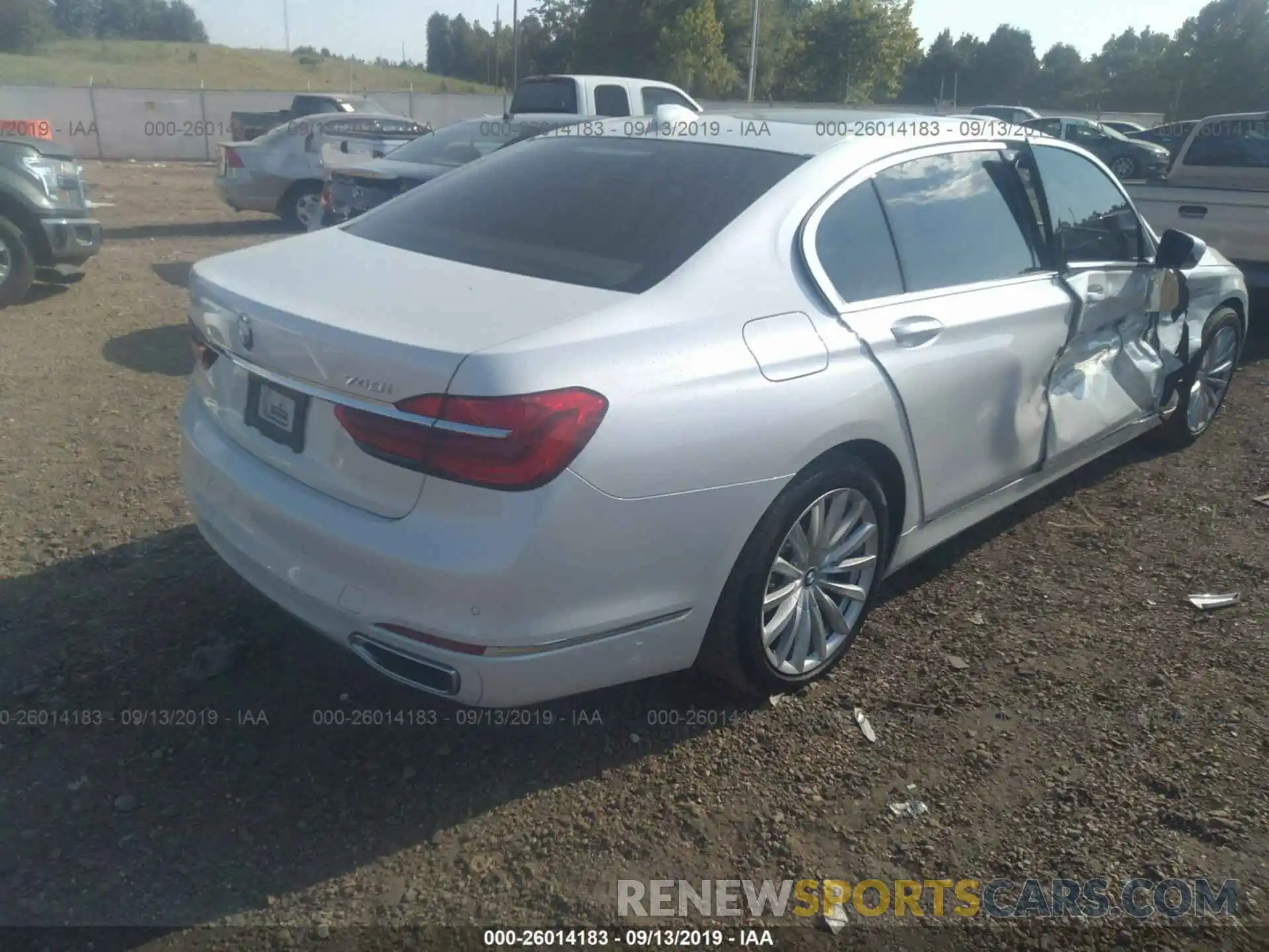 4 Photograph of a damaged car WBA7E2C58KB217979 BMW 740 2019