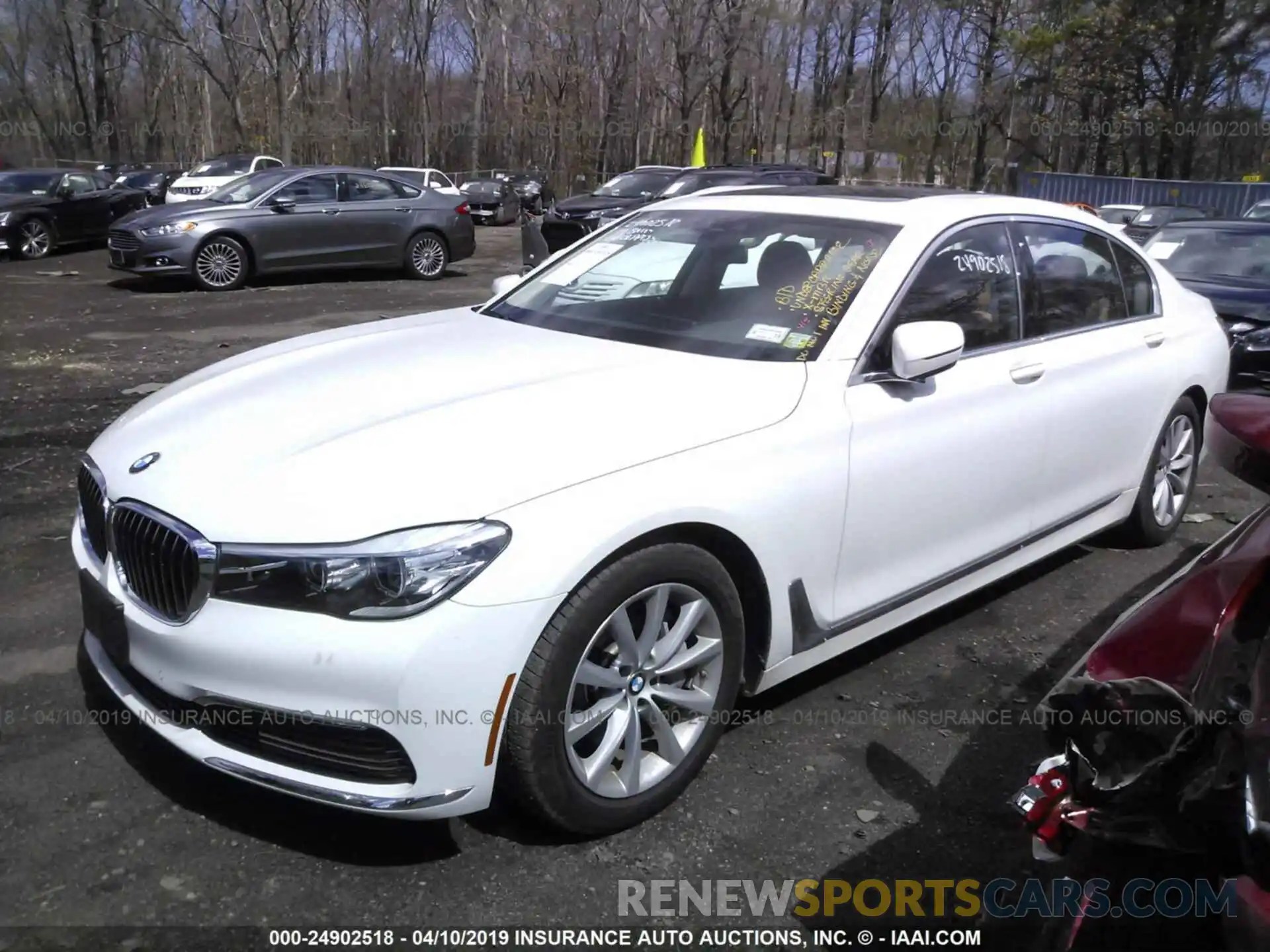 2 Photograph of a damaged car WBA7E4C50KGV28644 BMW 740 2019