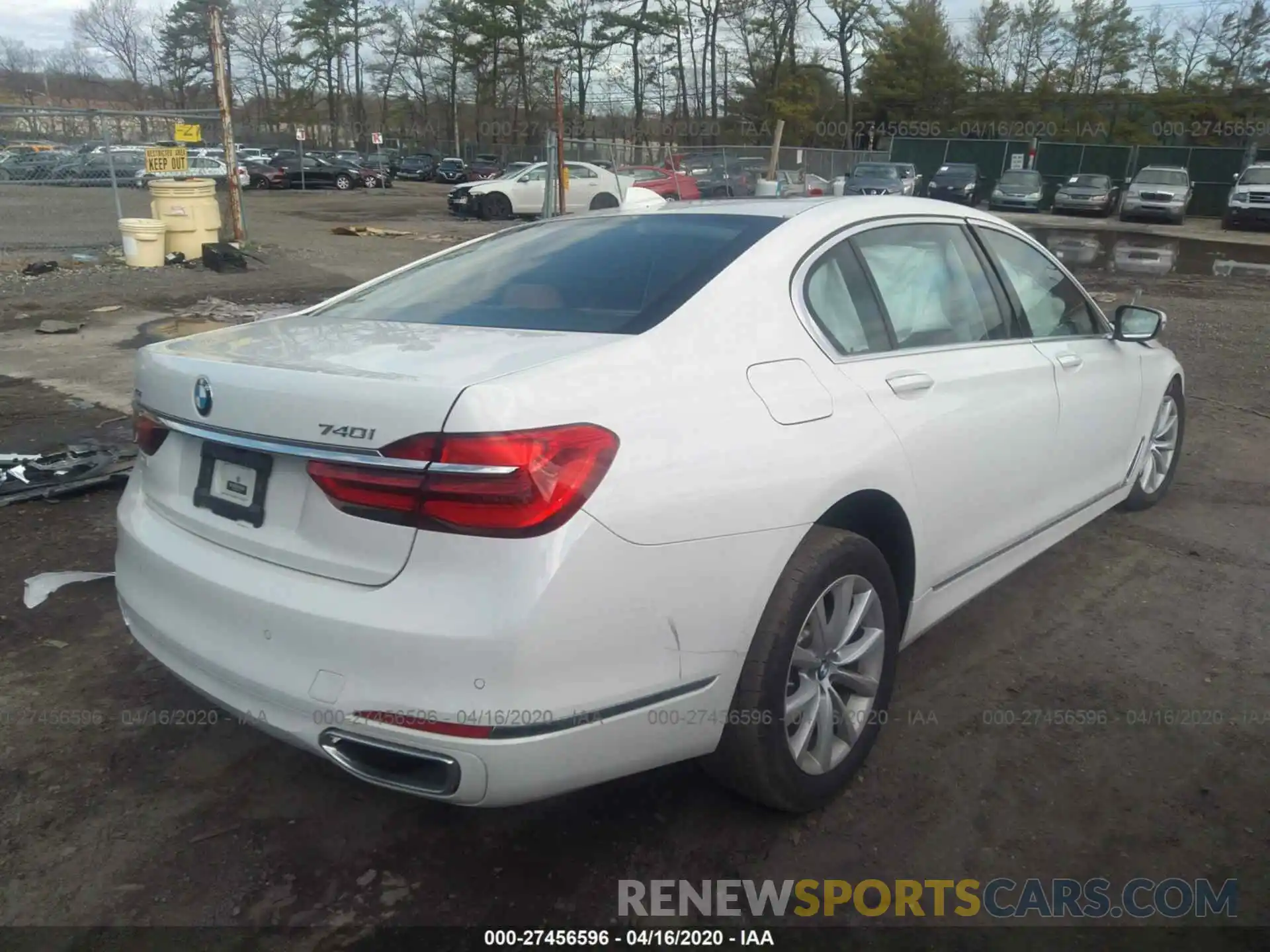 4 Photograph of a damaged car WBA7E4C5XKGV71050 BMW 740 2019