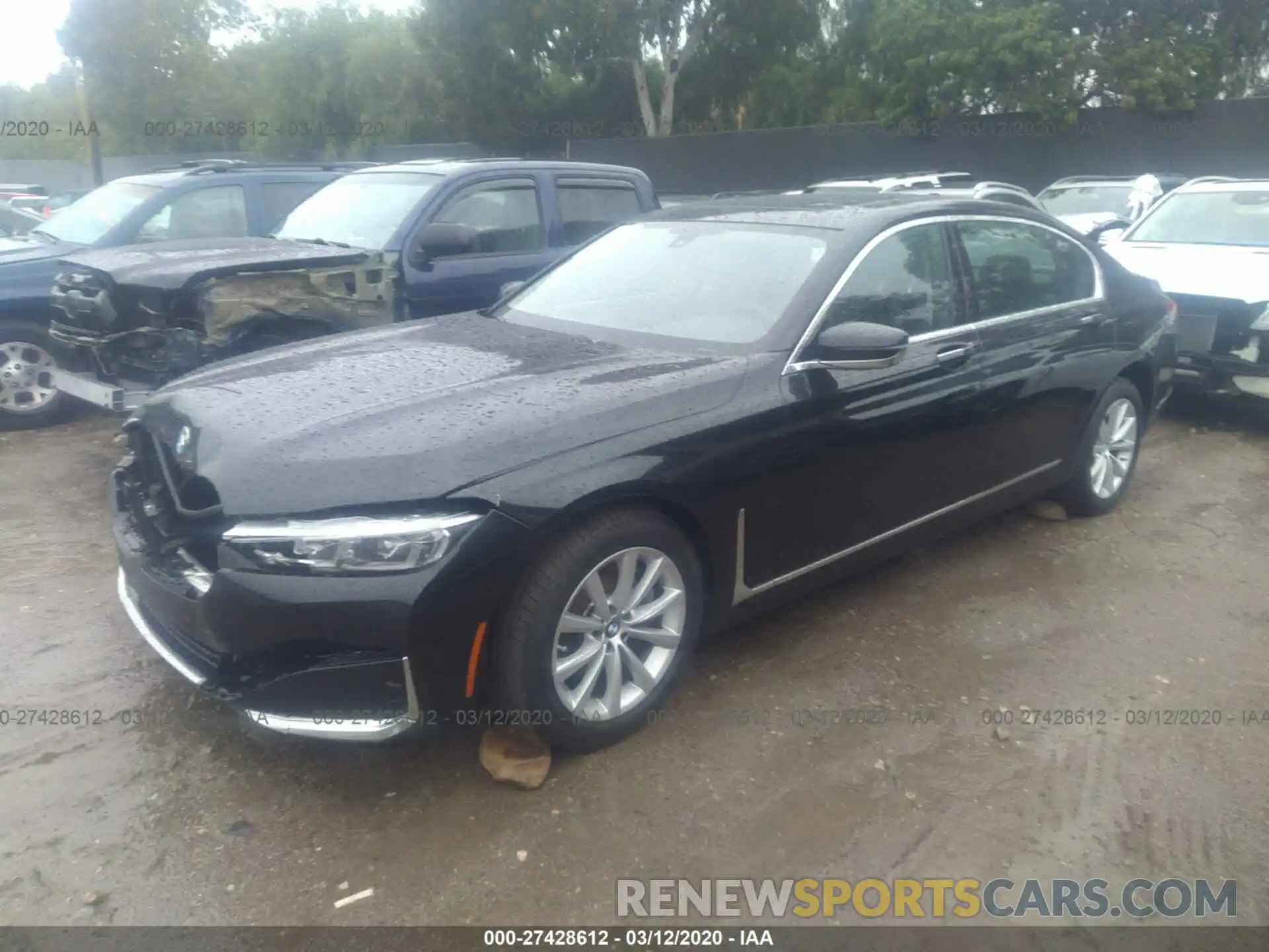 2 Photograph of a damaged car WBA7T2C02LGL17820 BMW 740 2020