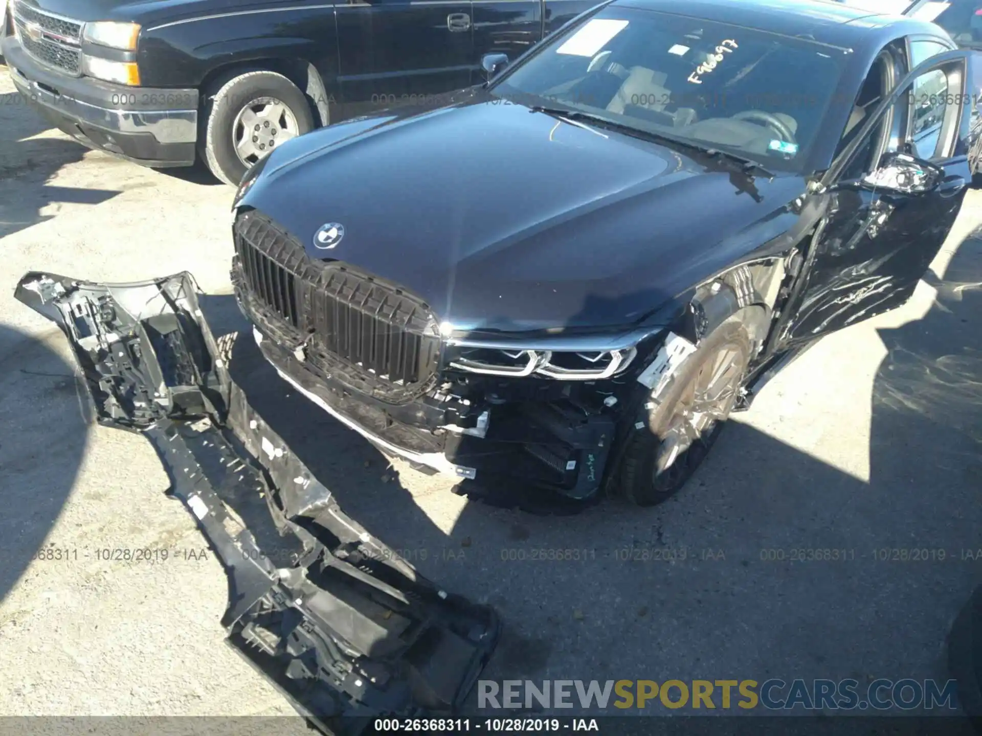 6 Photograph of a damaged car WBA7T2C05LGF96697 BMW 740 2020