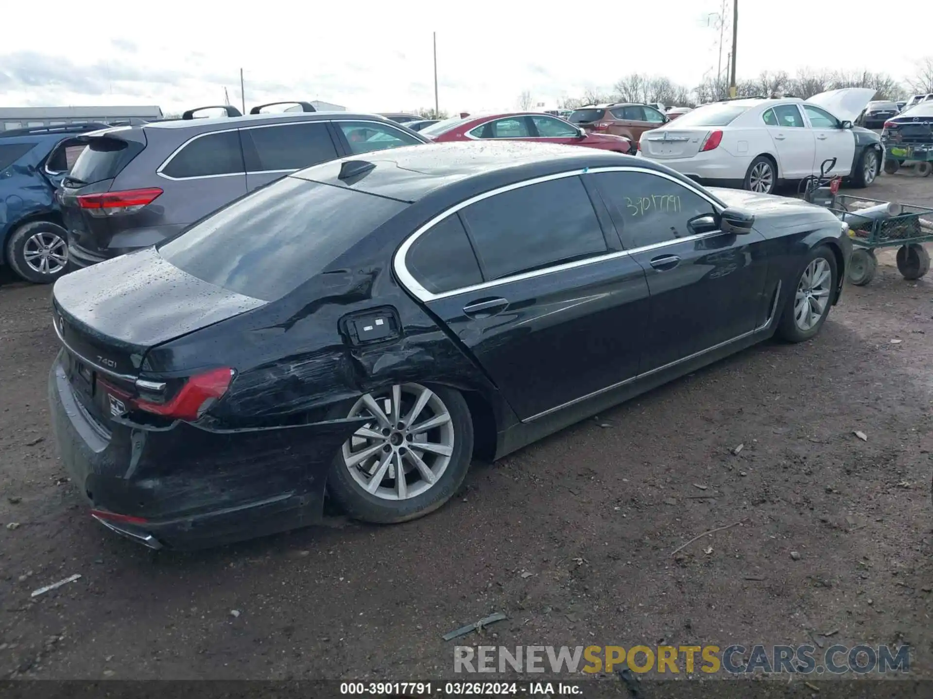 4 Photograph of a damaged car WBA7T4C04NCJ13669 BMW 740 2022