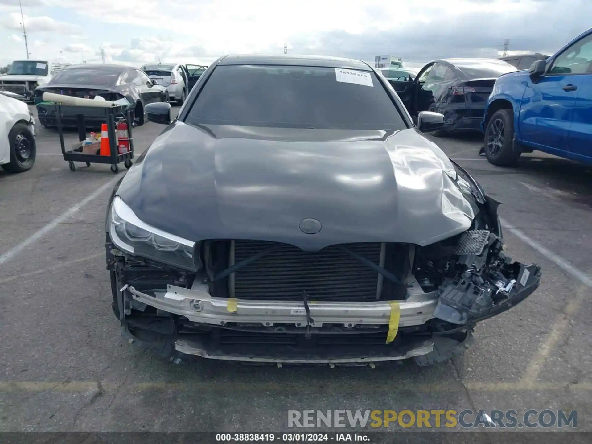 13 Photograph of a damaged car WBA7E2C59KB216663 BMW 740I 2019