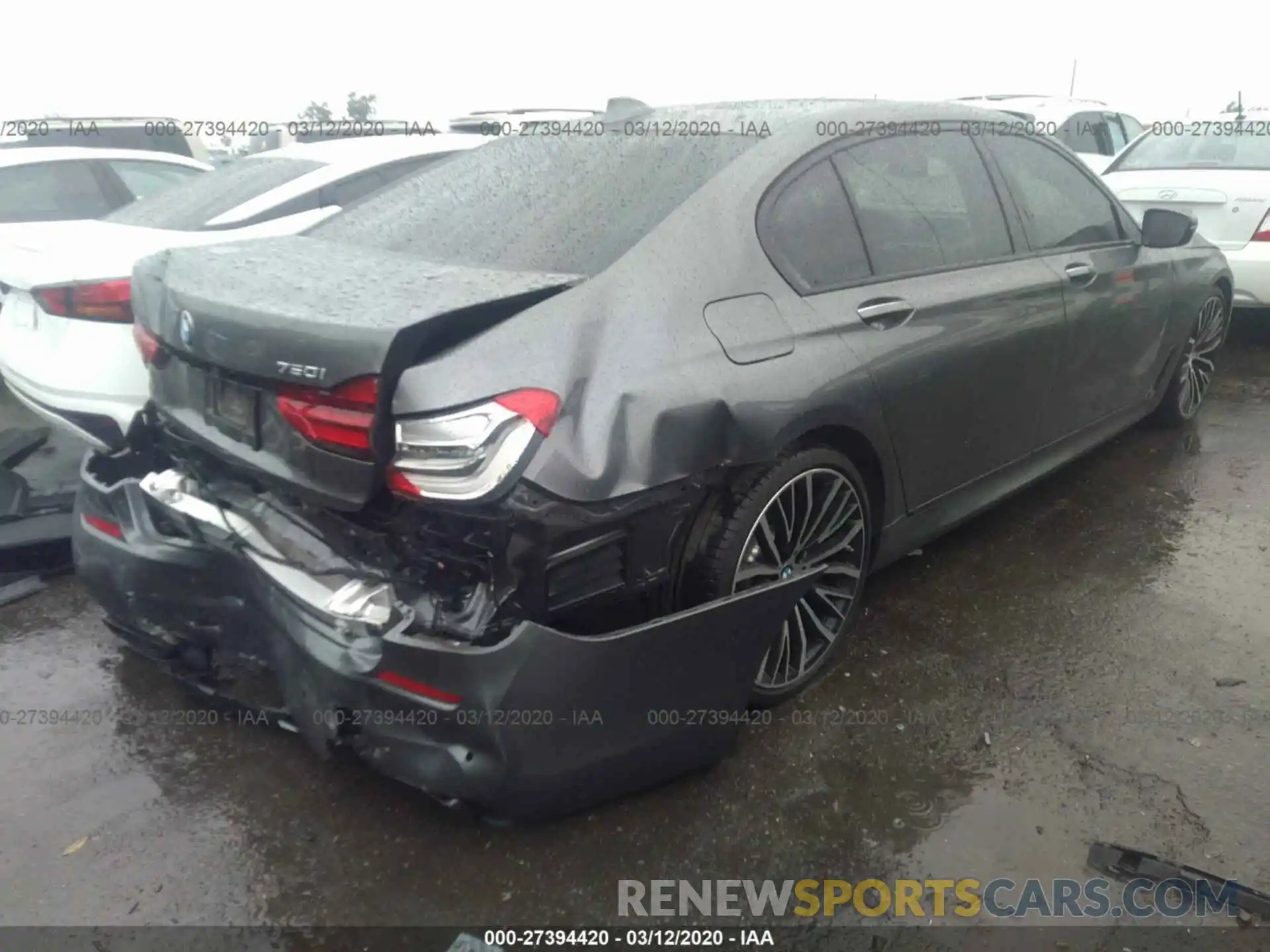 4 Photograph of a damaged car WBA7F0C57KGM24951 BMW 750 2019