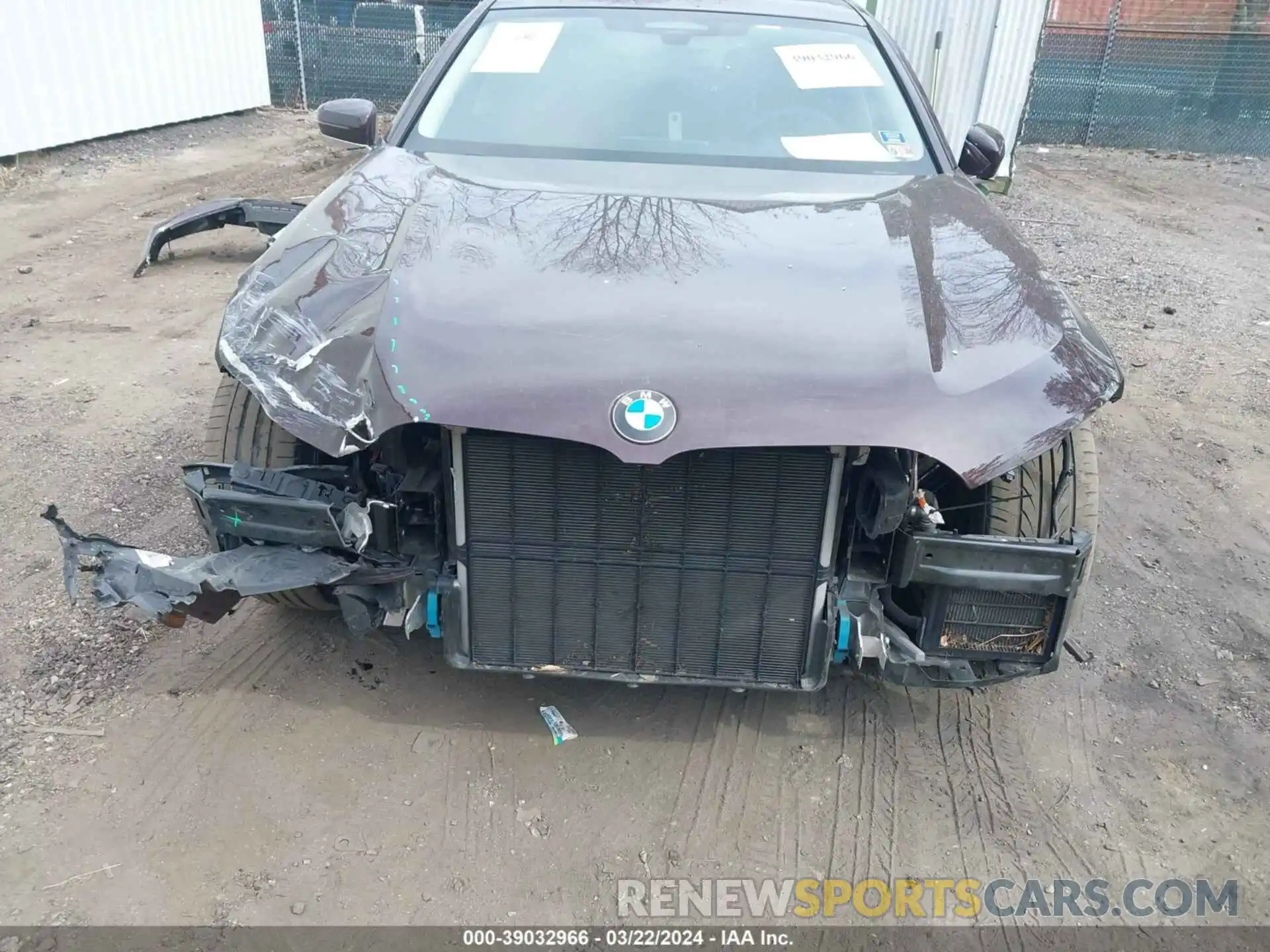 6 Photograph of a damaged car WBA7U2C03LGJ59453 BMW 750I 2020