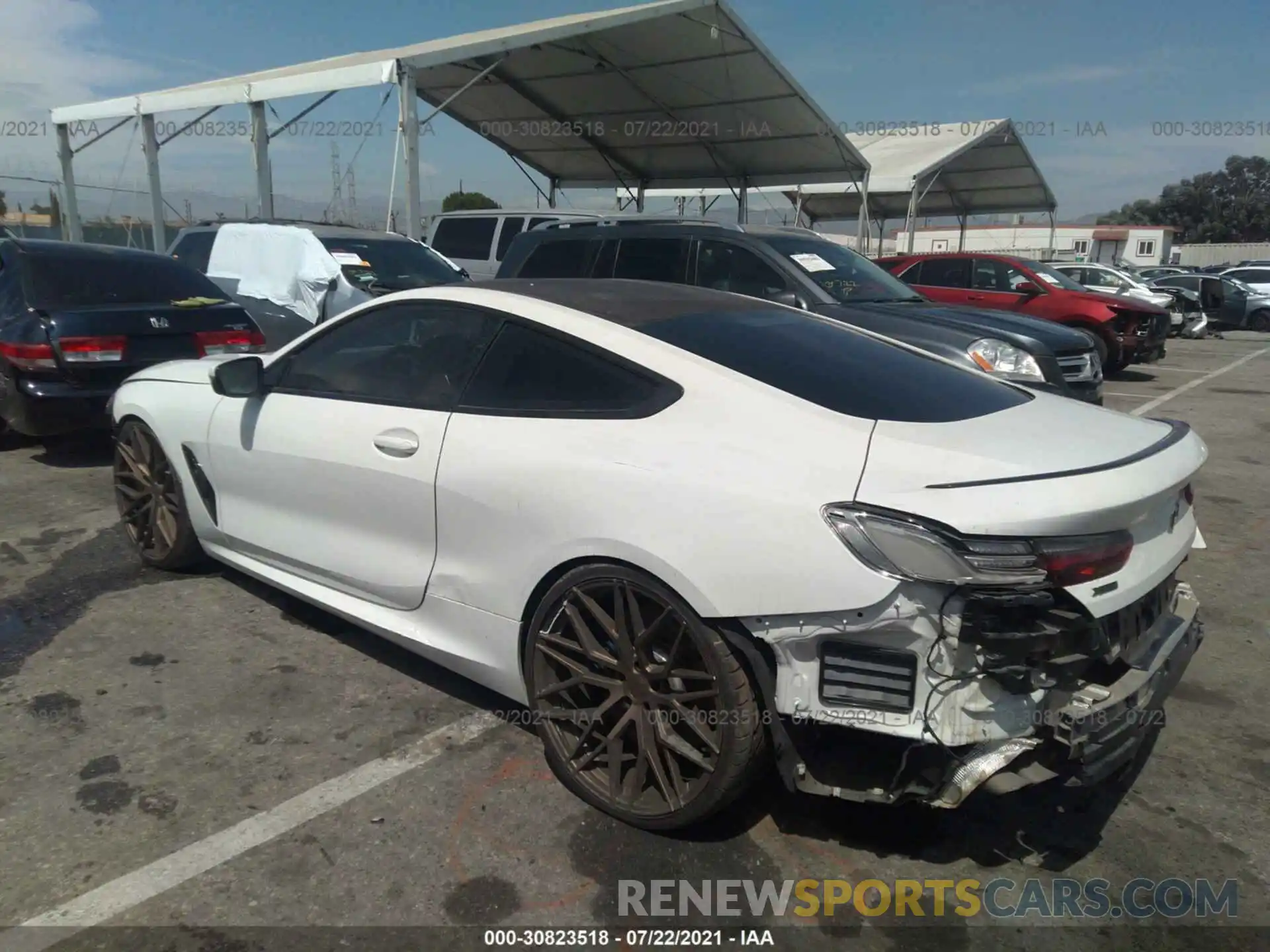 3 Photograph of a damaged car WBABC4C59KBU96726 BMW 8 SERIES 2019