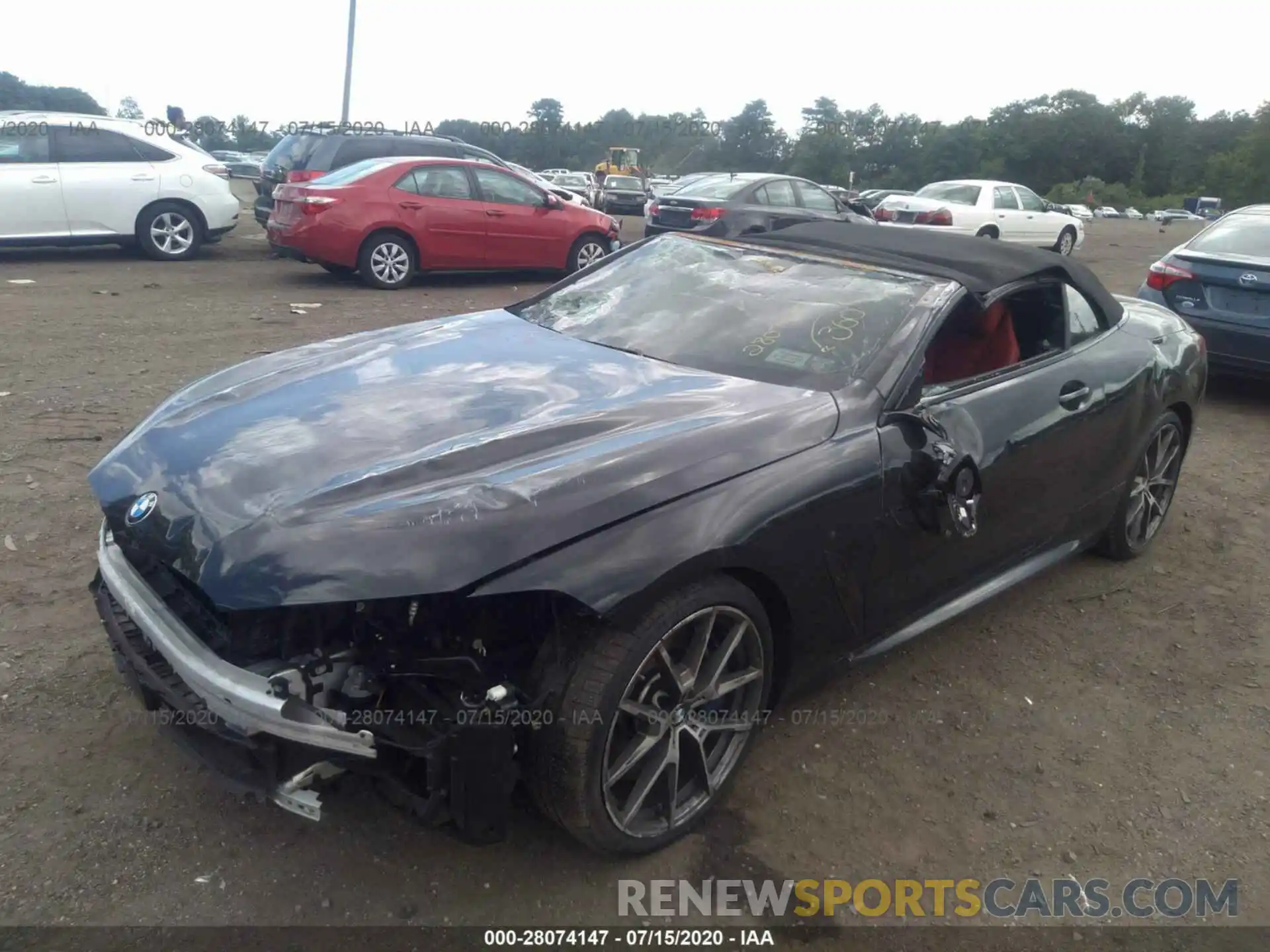 2 Фотография поврежденного автомобиля WBAFY4C50KBX29377 BMW 8 SERIES 2019