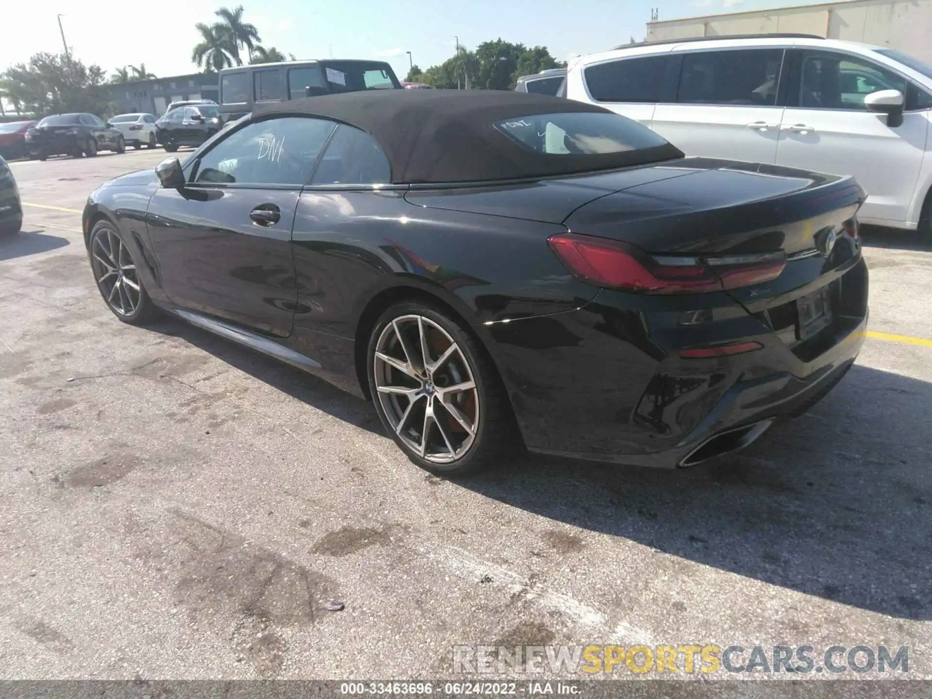 3 Photograph of a damaged car WBAFY4C05LCD42083 BMW 8 SERIES 2020