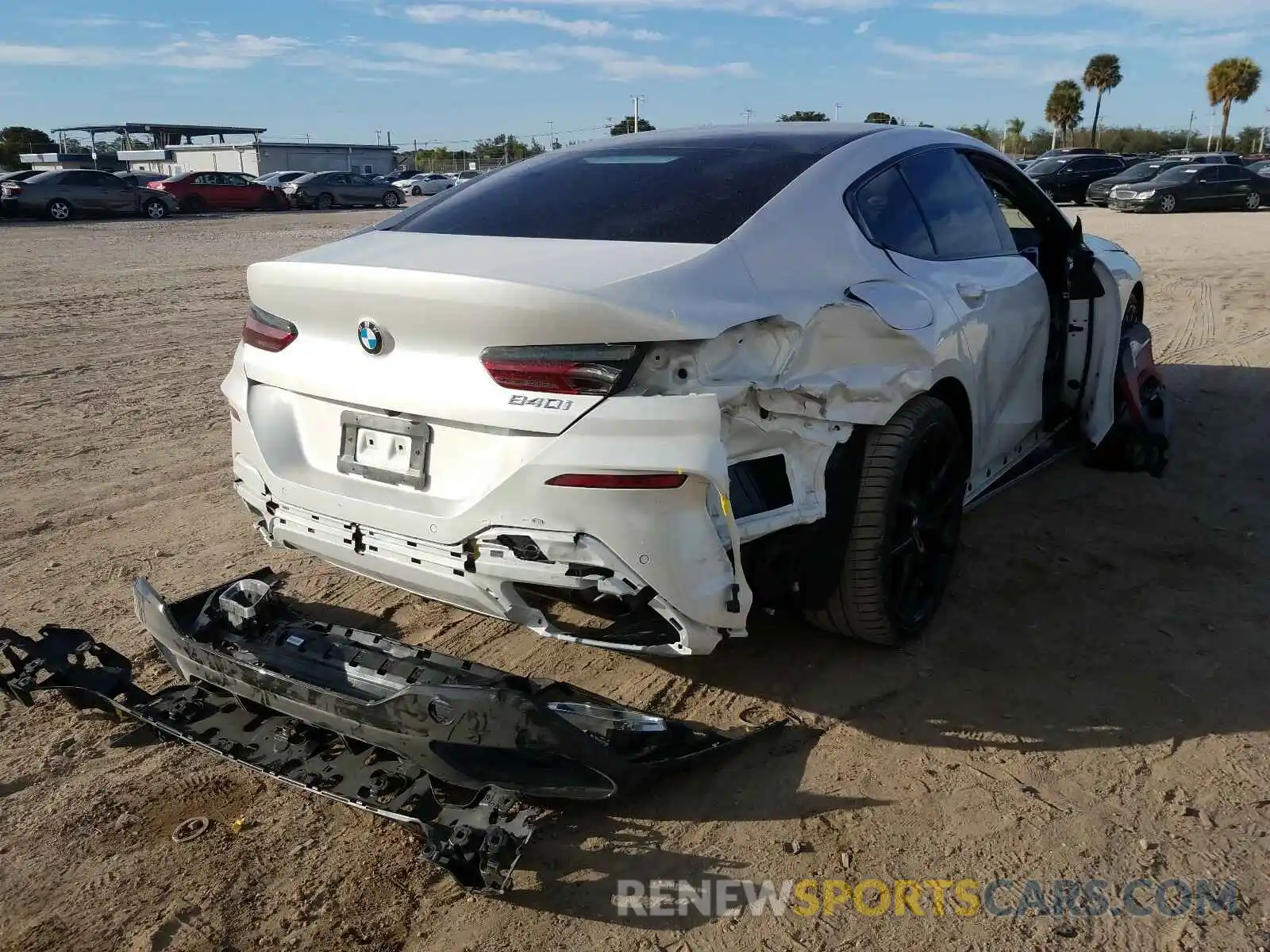 4 Photograph of a damaged car WBAGV2C01LCE03107 BMW 8 SERIES 2020