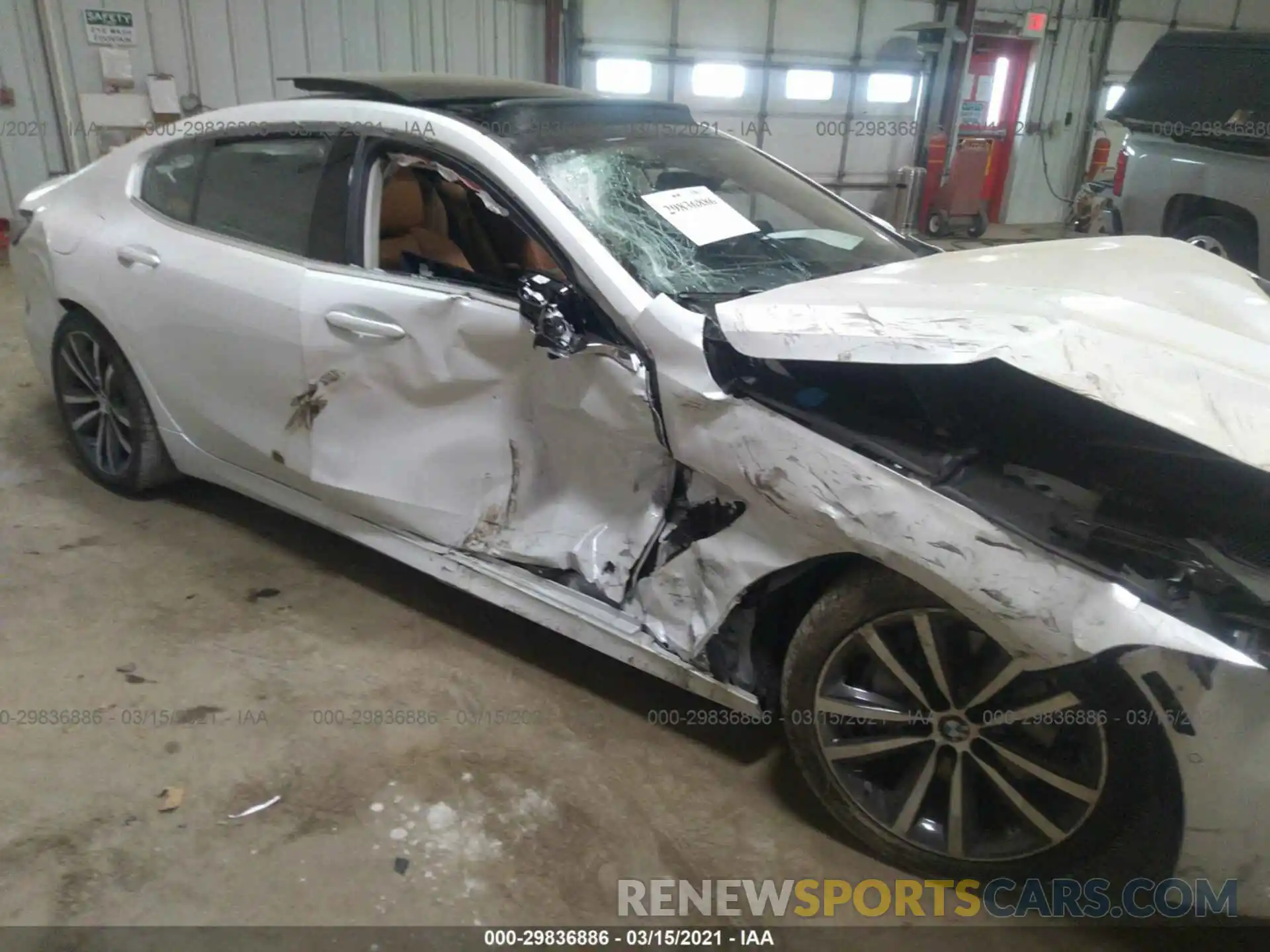 6 Photograph of a damaged car WBAGV4C03LCD46811 BMW 8 SERIES 2020