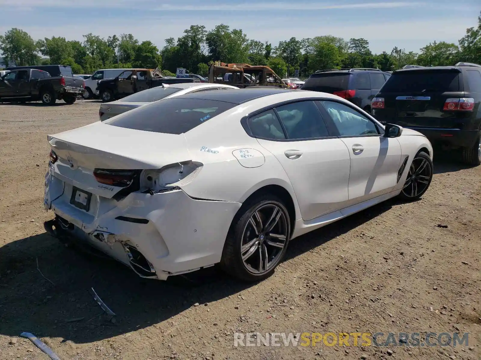 4 Photograph of a damaged car WBAGV4C03LCE42289 BMW 8 SERIES 2020