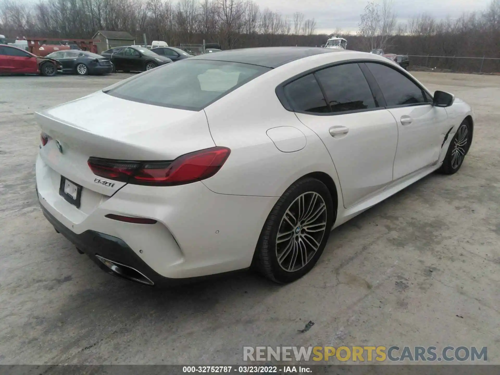 4 Photograph of a damaged car WBAGV4C04LCD28155 BMW 8 SERIES 2020