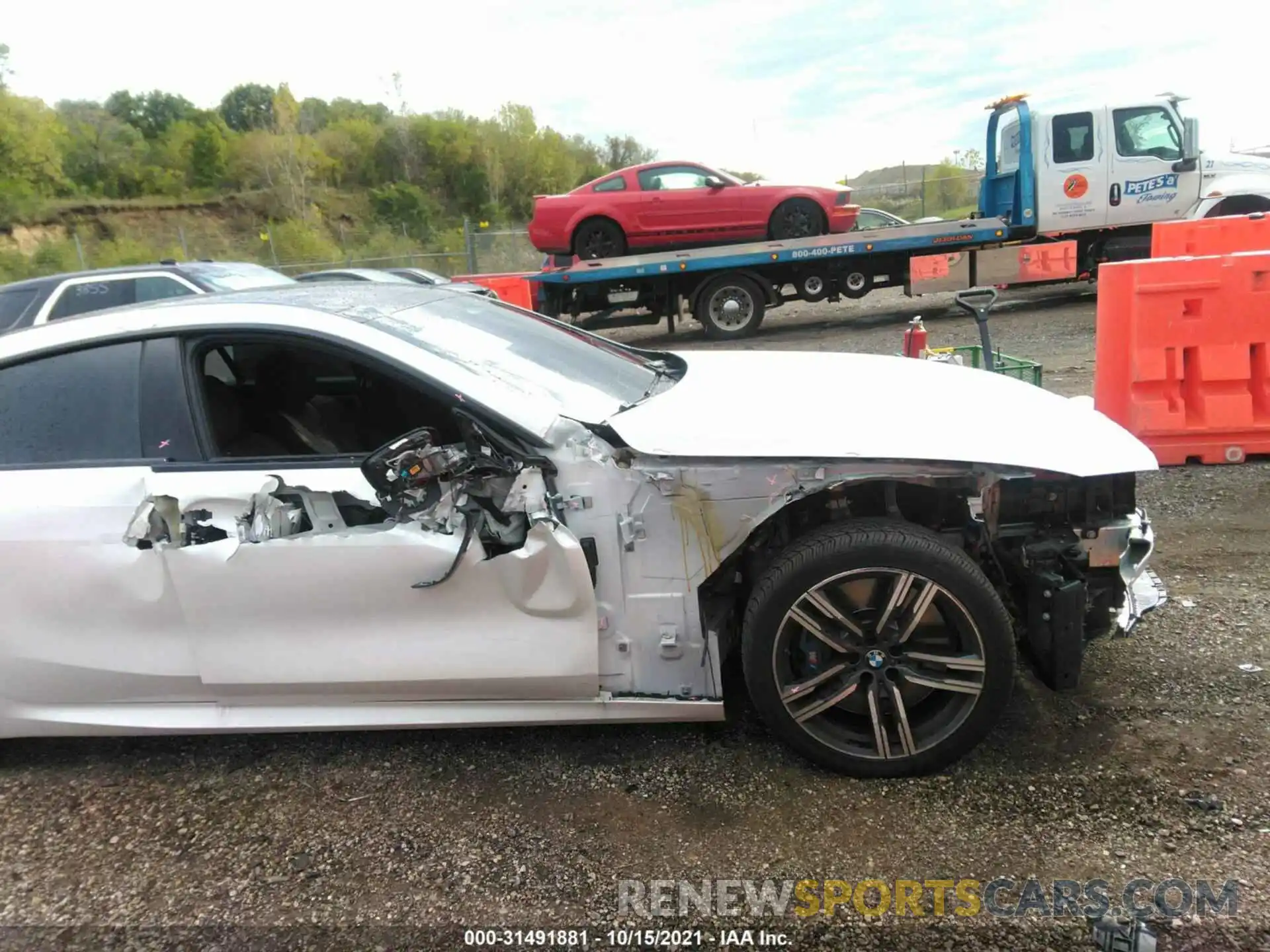 6 Photograph of a damaged car WBAGV8C08LCE05178 BMW 8 SERIES 2020