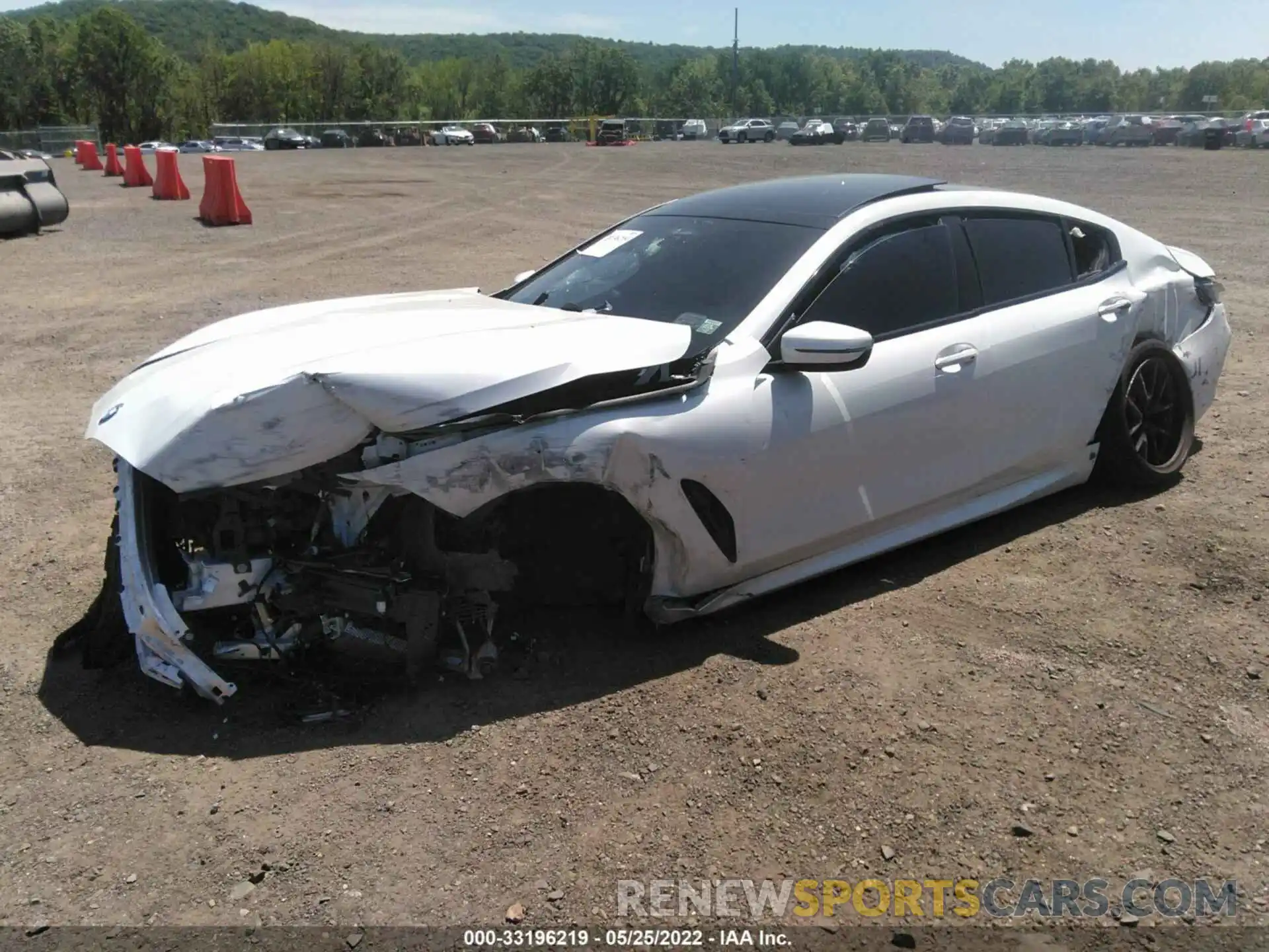 2 Photograph of a damaged car WBAGV8C09LBP48990 BMW 8 SERIES 2020