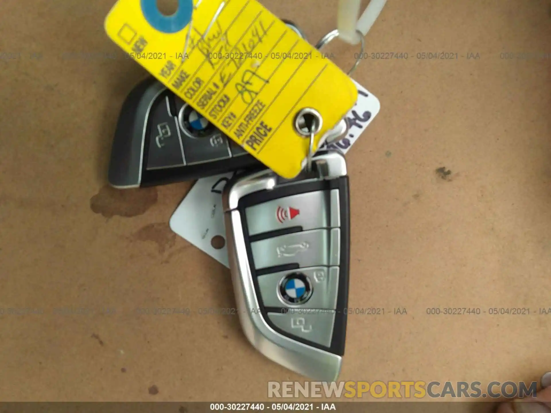 11 Photograph of a damaged car WBAGV8C0XLCE72641 BMW 8 SERIES 2020