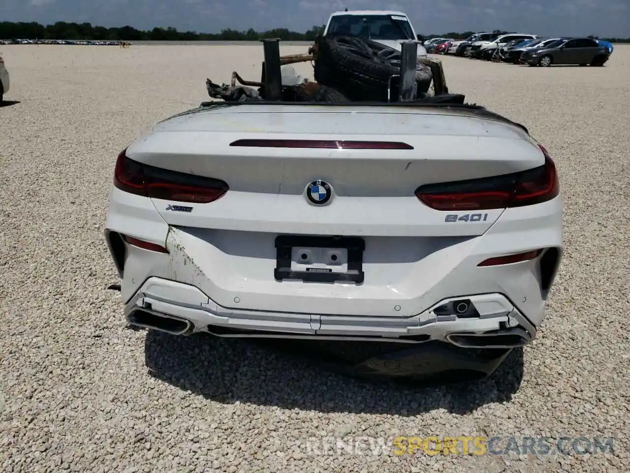 6 Photograph of a damaged car WBADZ4C05MCG10975 BMW 8 SERIES 2021