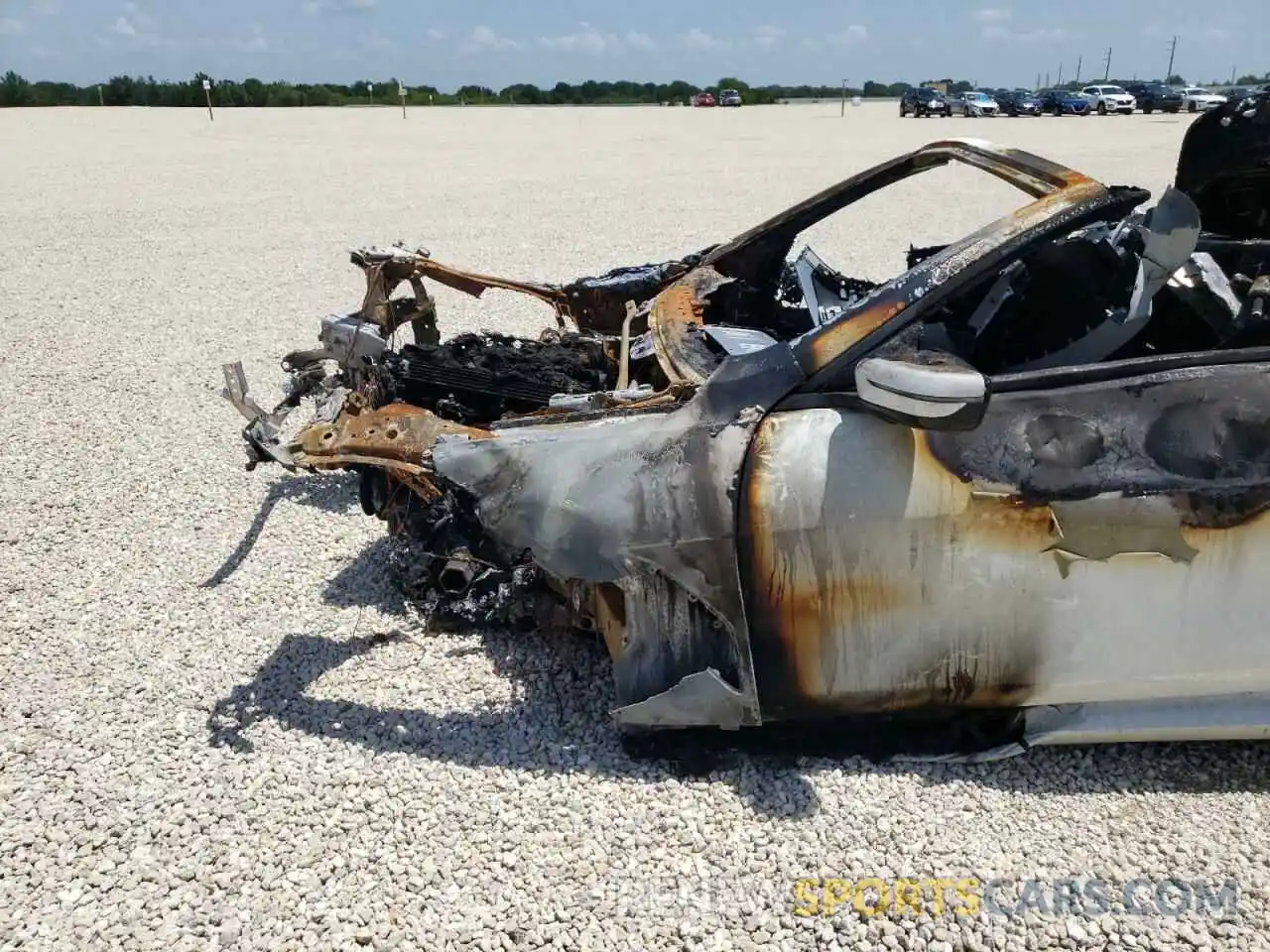 9 Photograph of a damaged car WBADZ4C05MCG10975 BMW 8 SERIES 2021