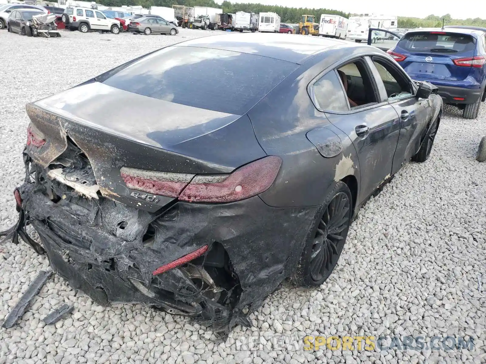 4 Photograph of a damaged car WBAGV2C03MCF43855 BMW 8 SERIES 2021