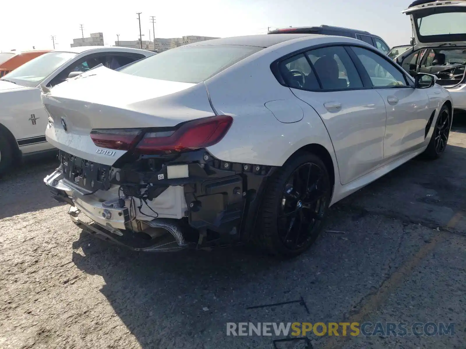 4 Photograph of a damaged car WBAGV2C03MCG13080 BMW 8 SERIES 2021