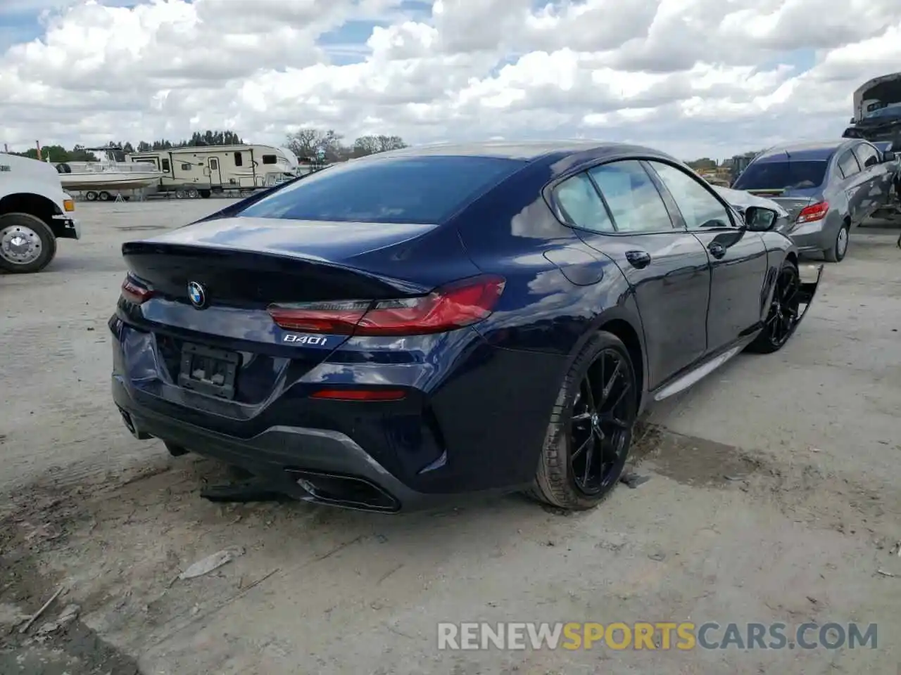 4 Photograph of a damaged car WBAGV2C04MCF61720 BMW 8 SERIES 2021