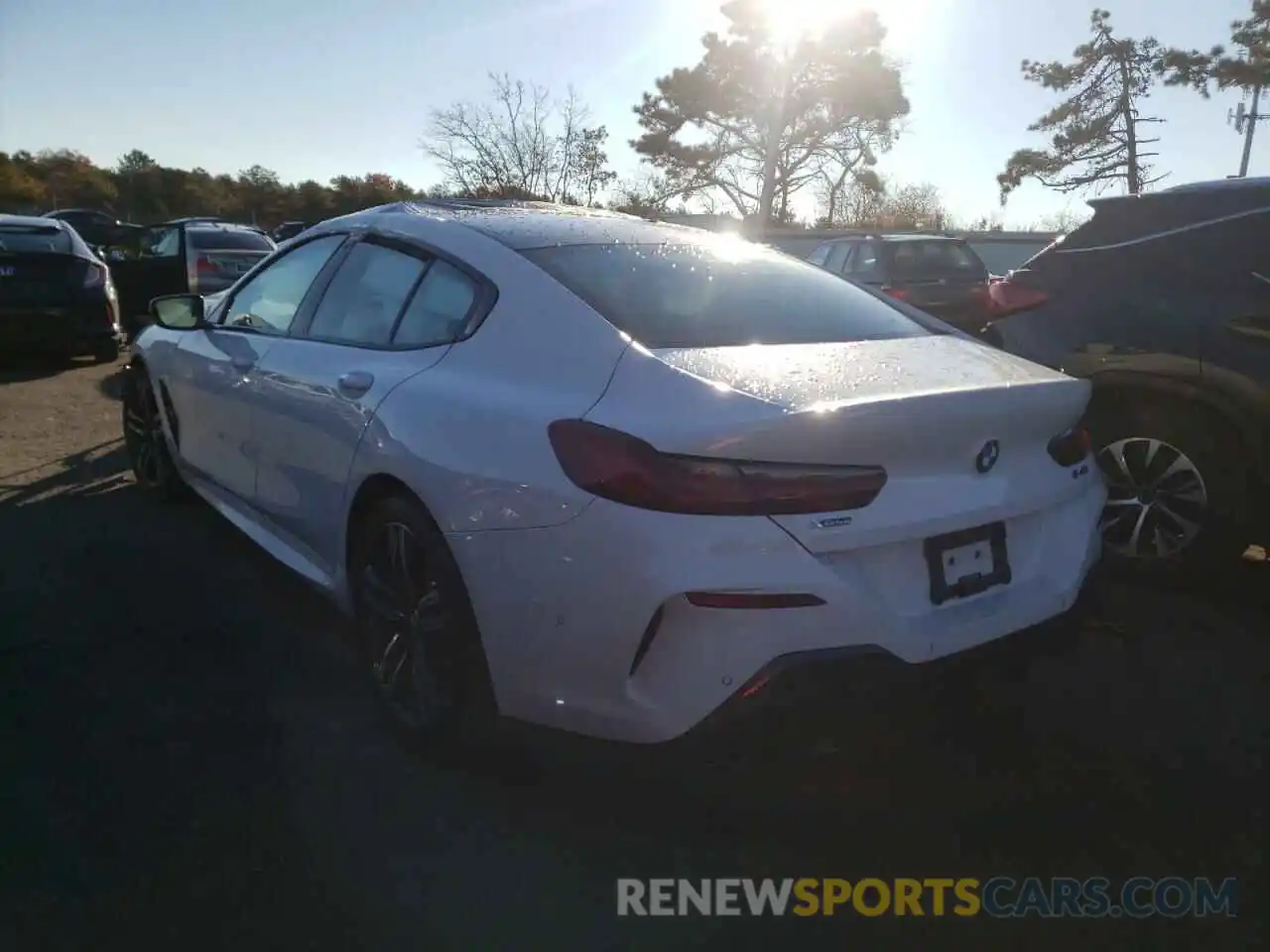 3 Photograph of a damaged car WBAGV4C07MCF16623 BMW 8 SERIES 2021