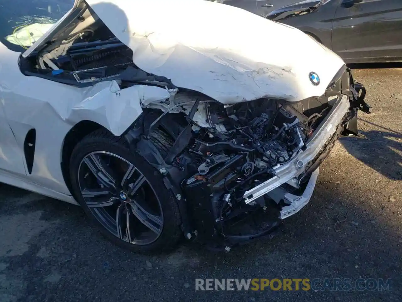 9 Photograph of a damaged car WBAGV4C07MCF16623 BMW 8 SERIES 2021