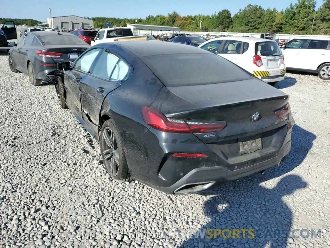 3 Photograph of a damaged car WBAGV4C09MCF85748 BMW 8 SERIES 2021