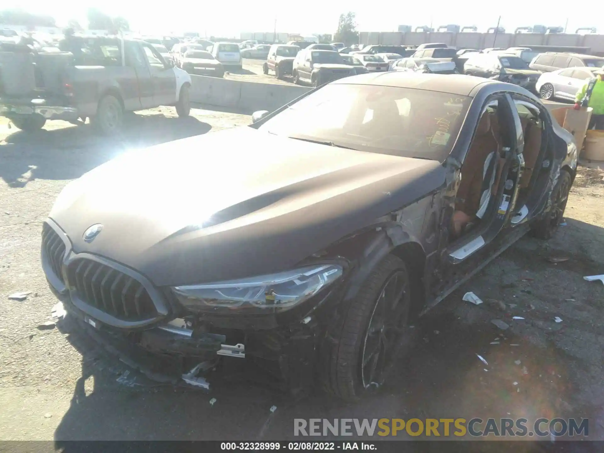 2 Photograph of a damaged car WBAGV8C01MCF60527 BMW 8 SERIES 2021