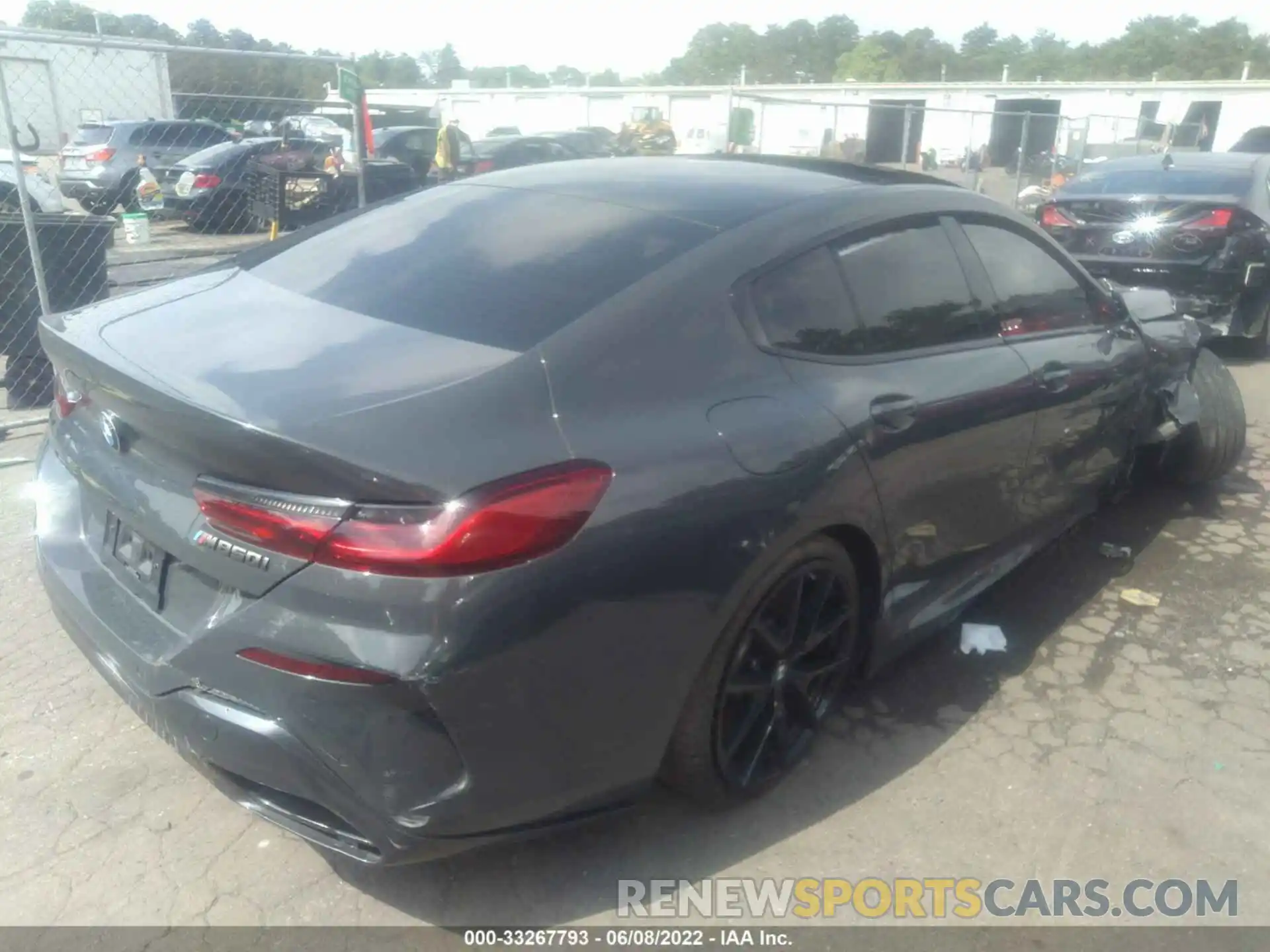 4 Photograph of a damaged car WBAGV8C01MCF83192 BMW 8 SERIES 2021