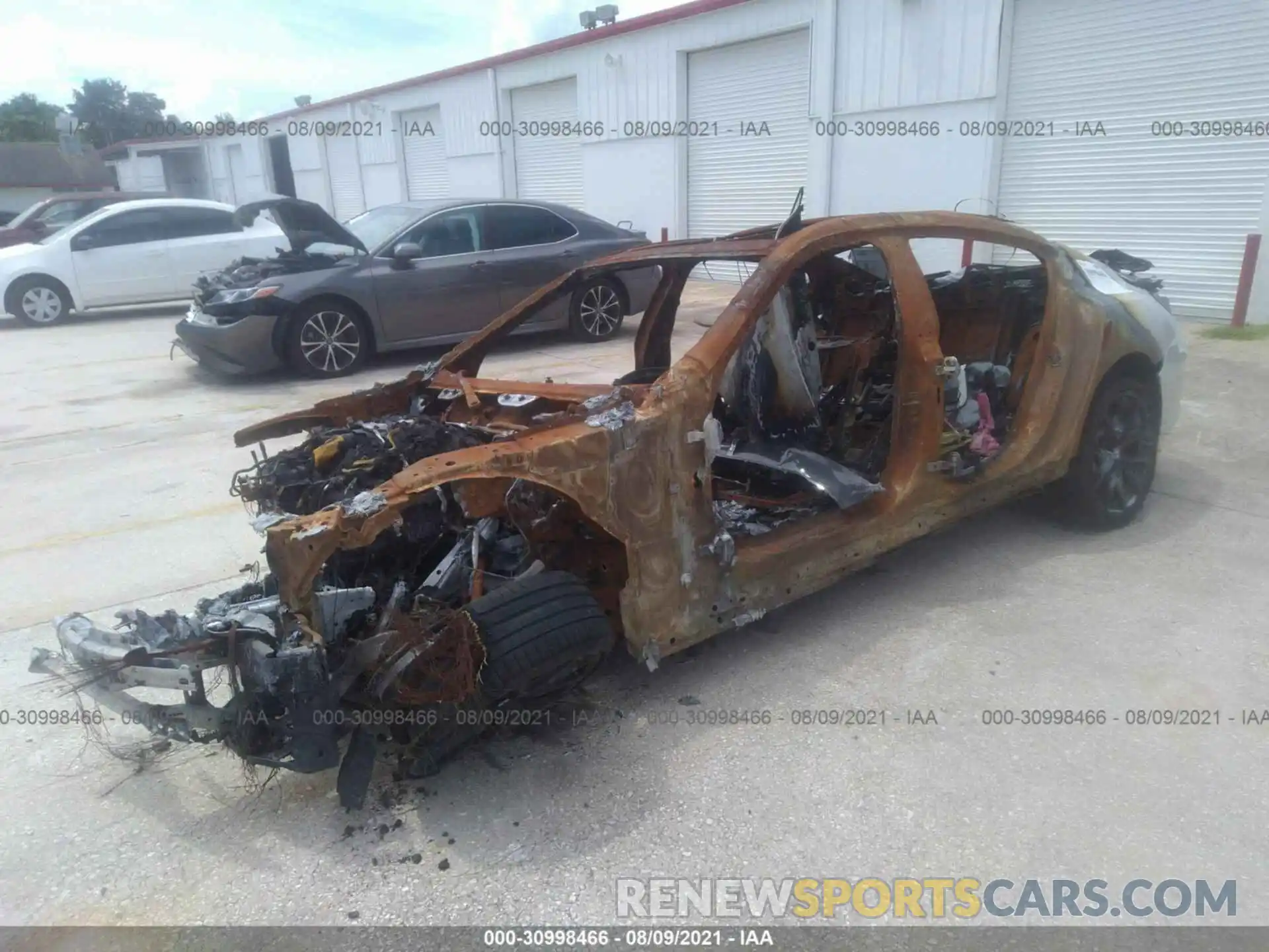 6 Photograph of a damaged car WBAGV8C02MCF22174 BMW 8 SERIES 2021