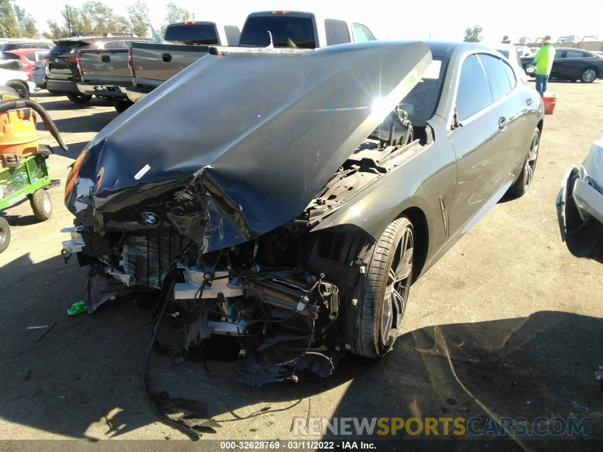 2 Photograph of a damaged car WBAGV8C03MCF60464 BMW 8 SERIES 2021